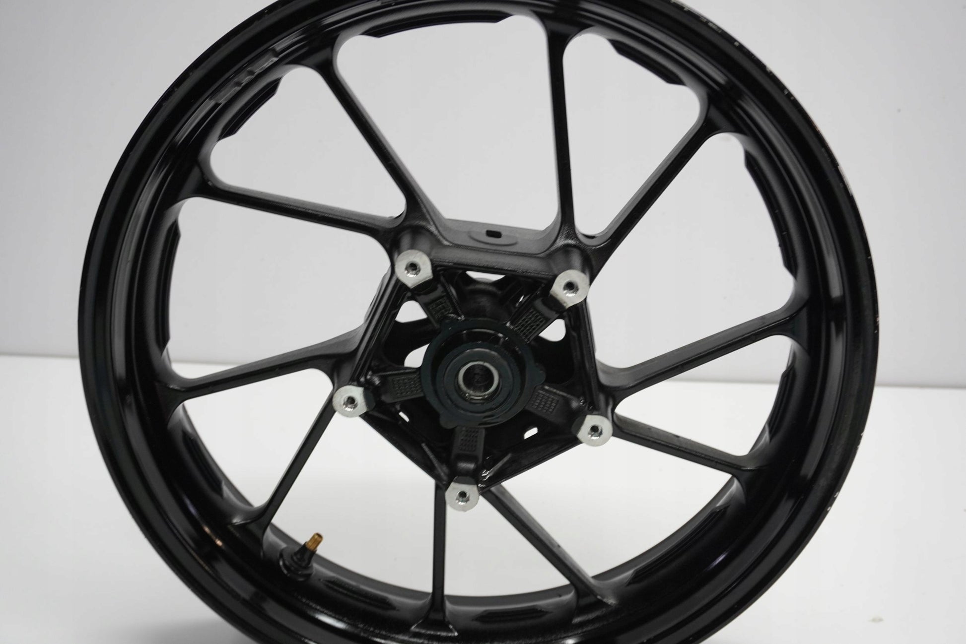 YAMAHA MT-09 13-16 Felge vorne Wheel Vorderrad 9