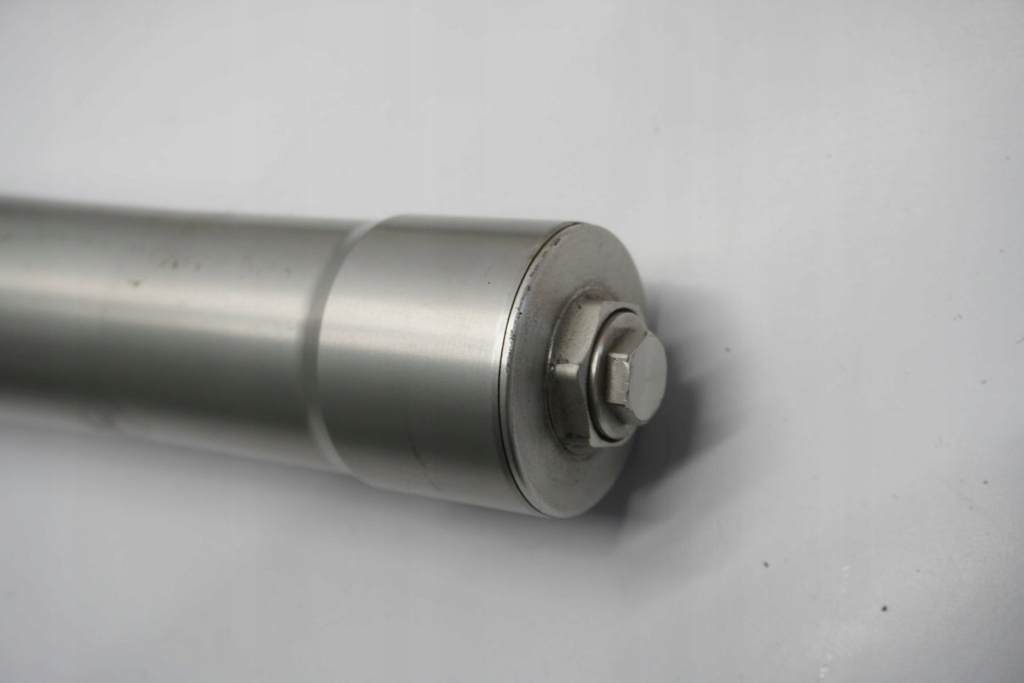 YAMAHA MT-09 13-16 Gabel Gabelholme Fork 8