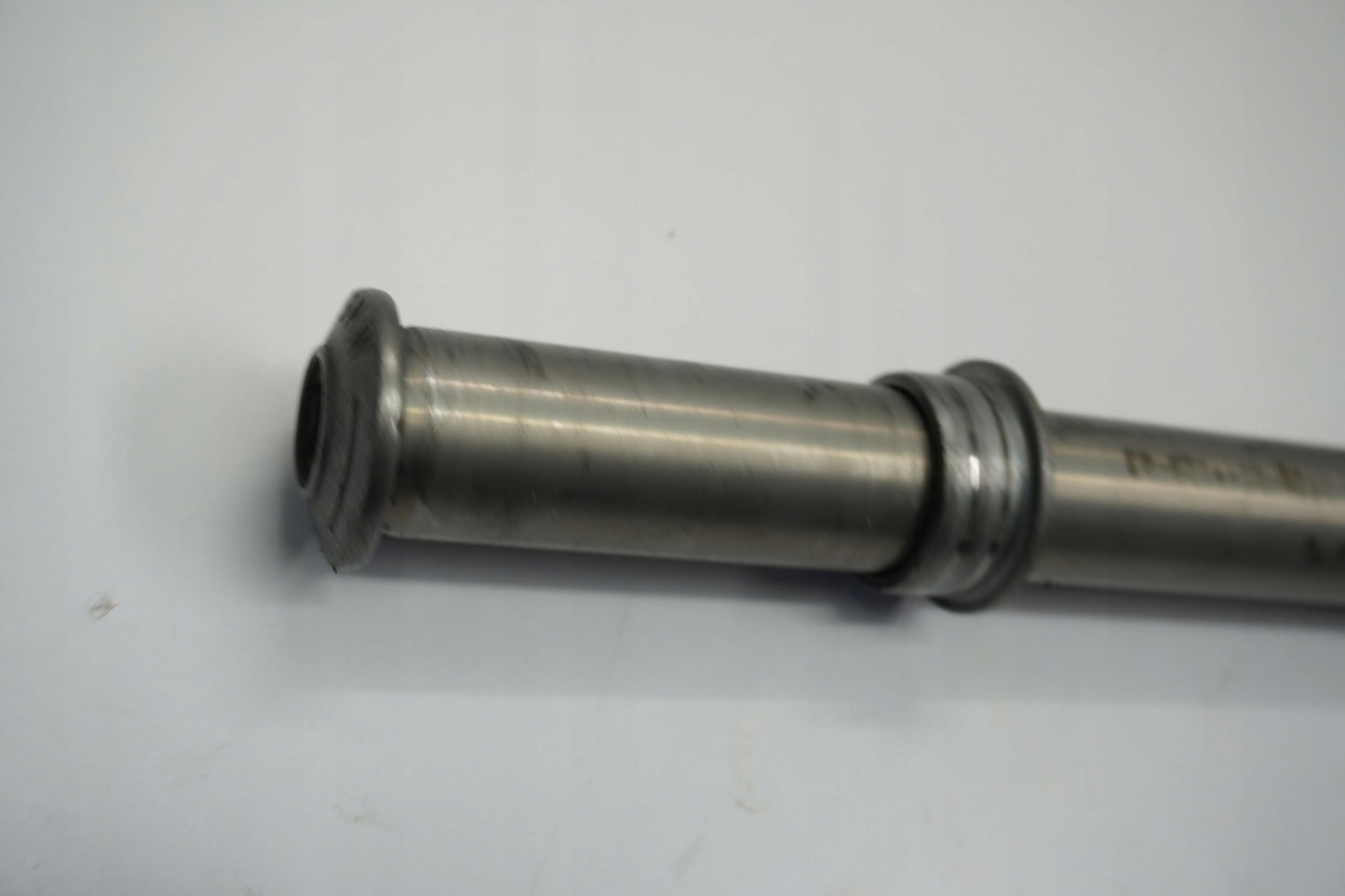 BMW R NINET 14-16 Vorderachse Achse vorne Radachse front axle 2