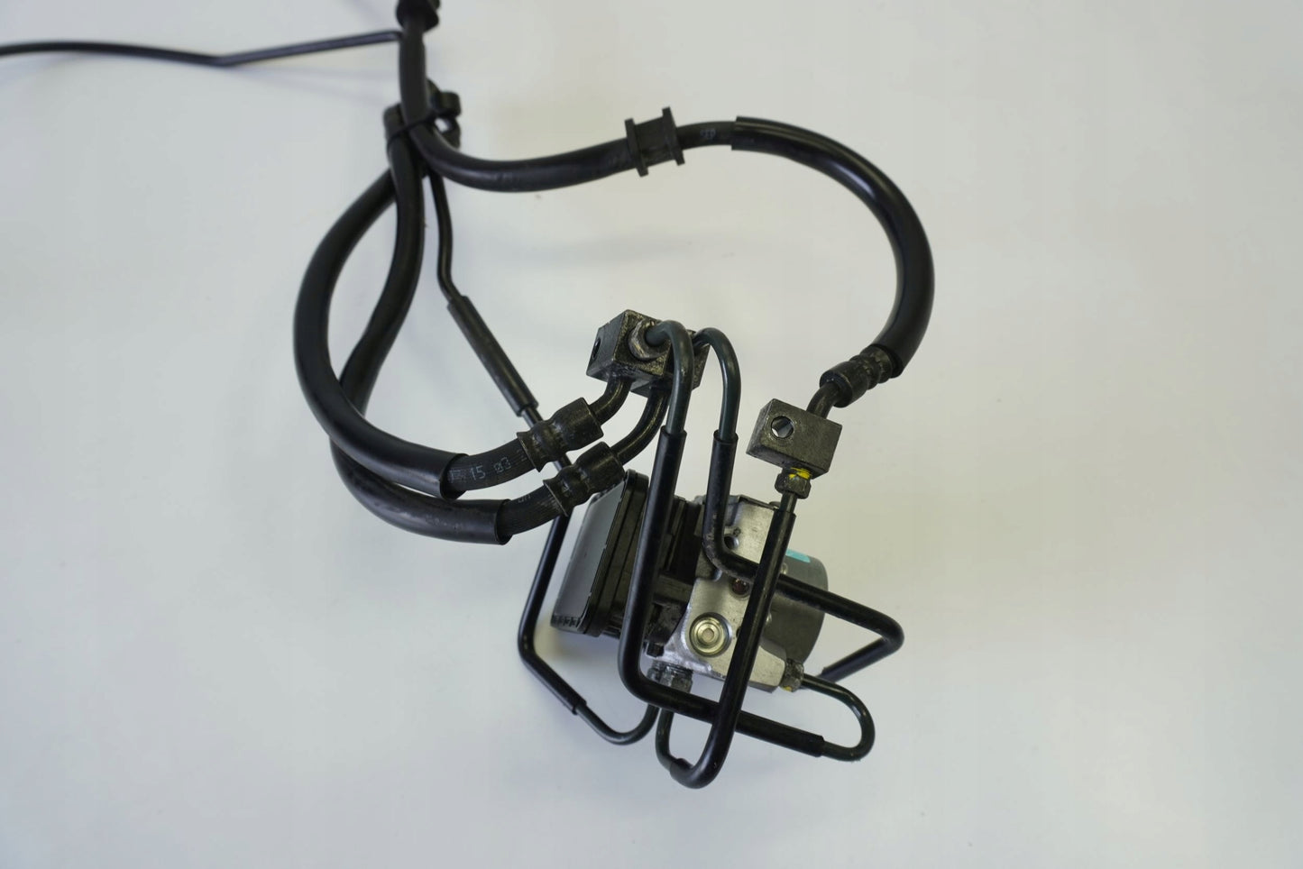 HONDA NSS 125 FORZA 14-17 ABS Pumpe Druckmodulator 3