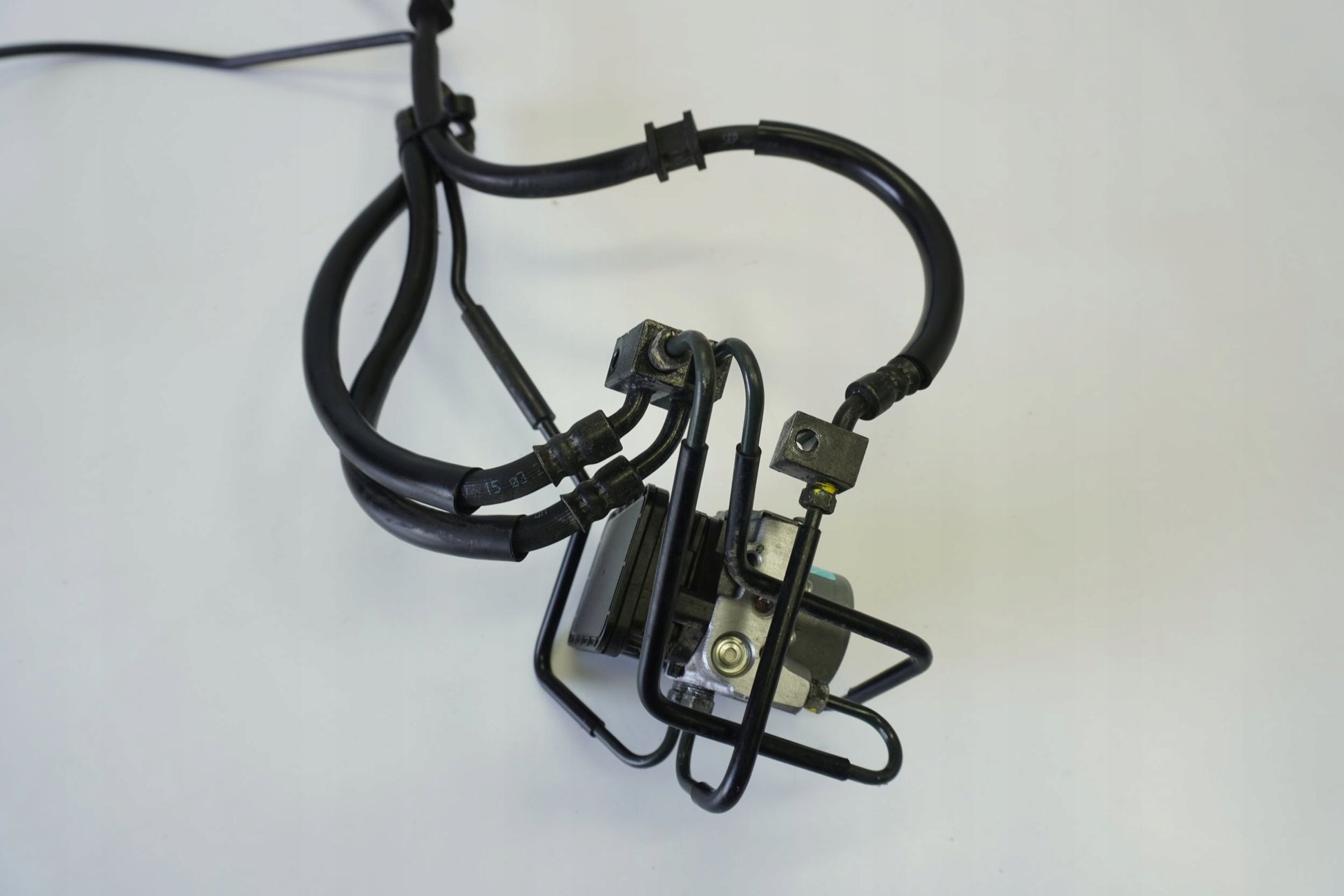 HONDA NSS 125 FORZA 14-17 ABS Pumpe Druckmodulator 3