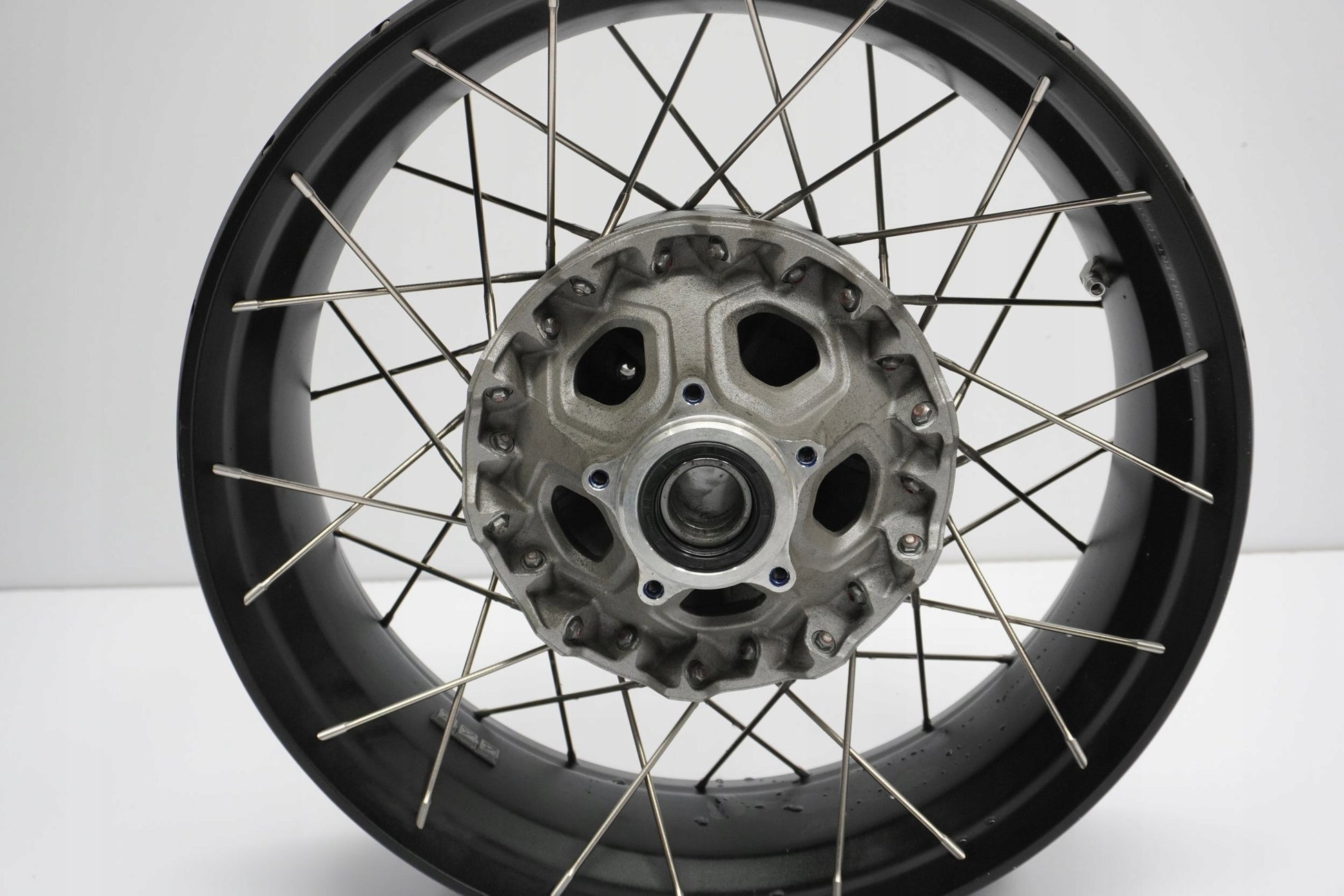 DUCATI MULTISTRADA 950 19- Felge hinten Wheel Hinterrad 10