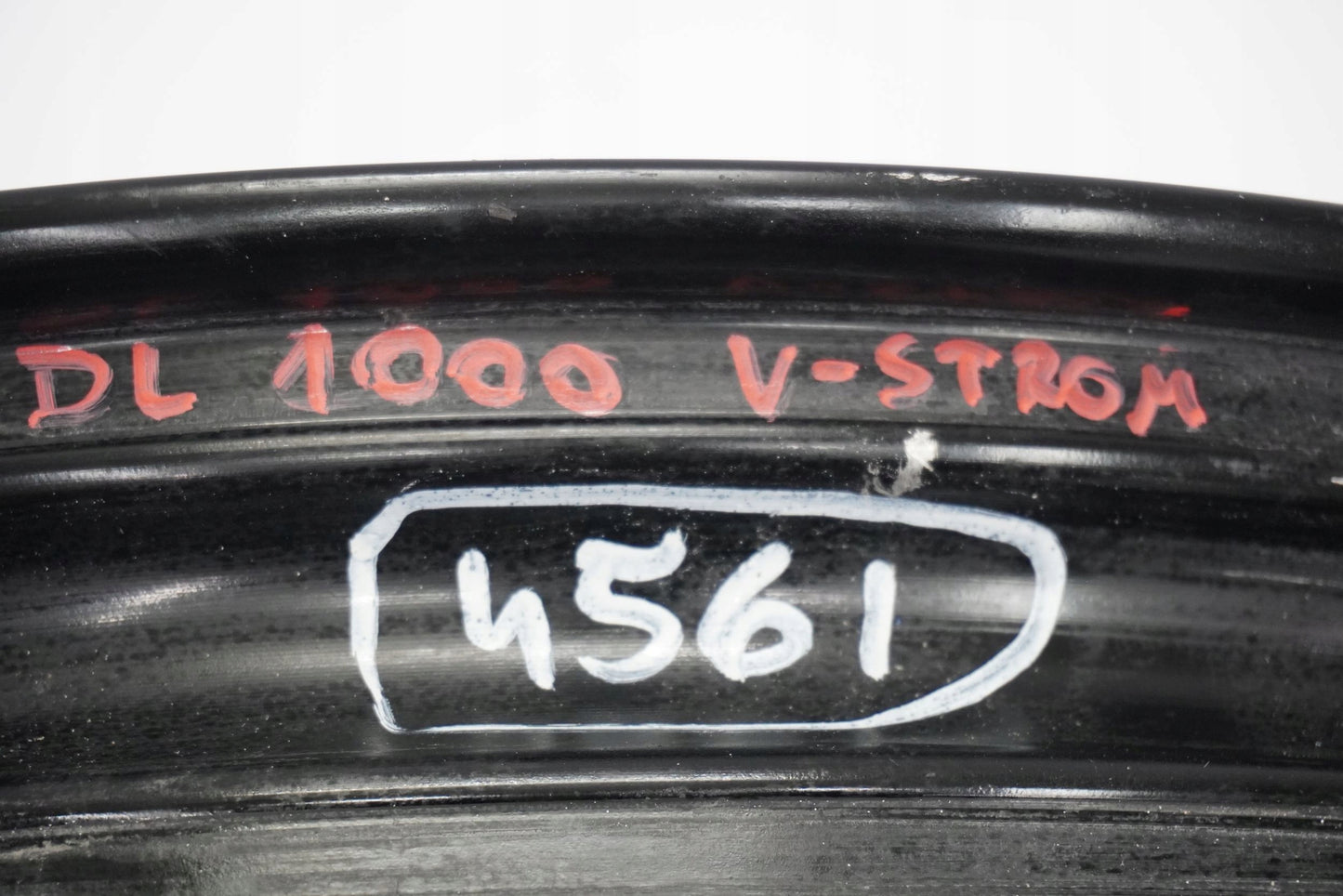 SUZUKI DL 1000 V-STROM 02-09 Felge vorne Wheel Vorderrad 7