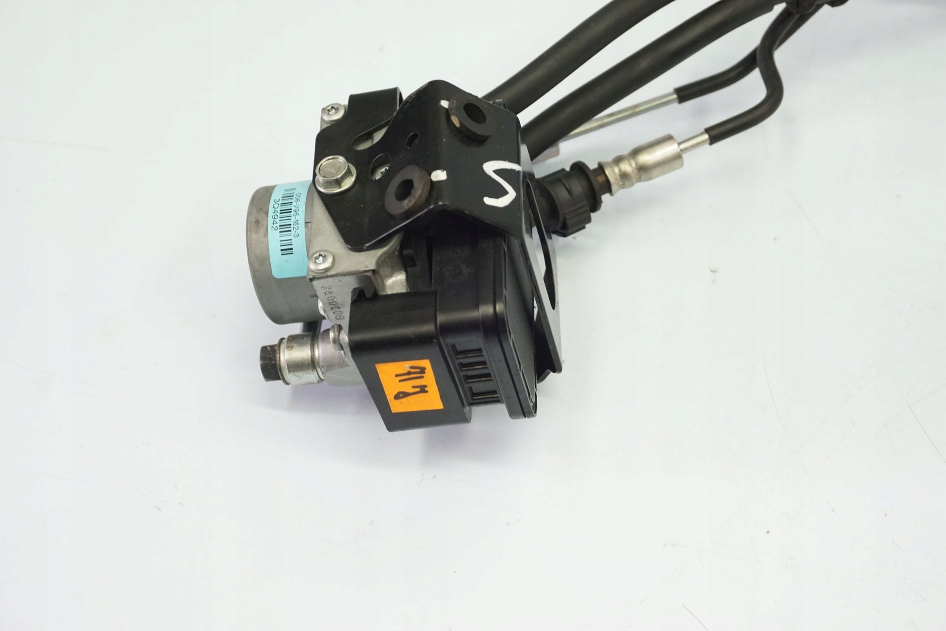 KAWASAKI Z-800 13-17 ABS Pumpe Druckmodulator 3