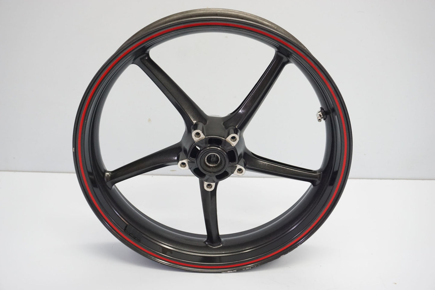 TRIUMPH DAYTONA 675 06-12 Felge vorne Wheel Vorderrad 7