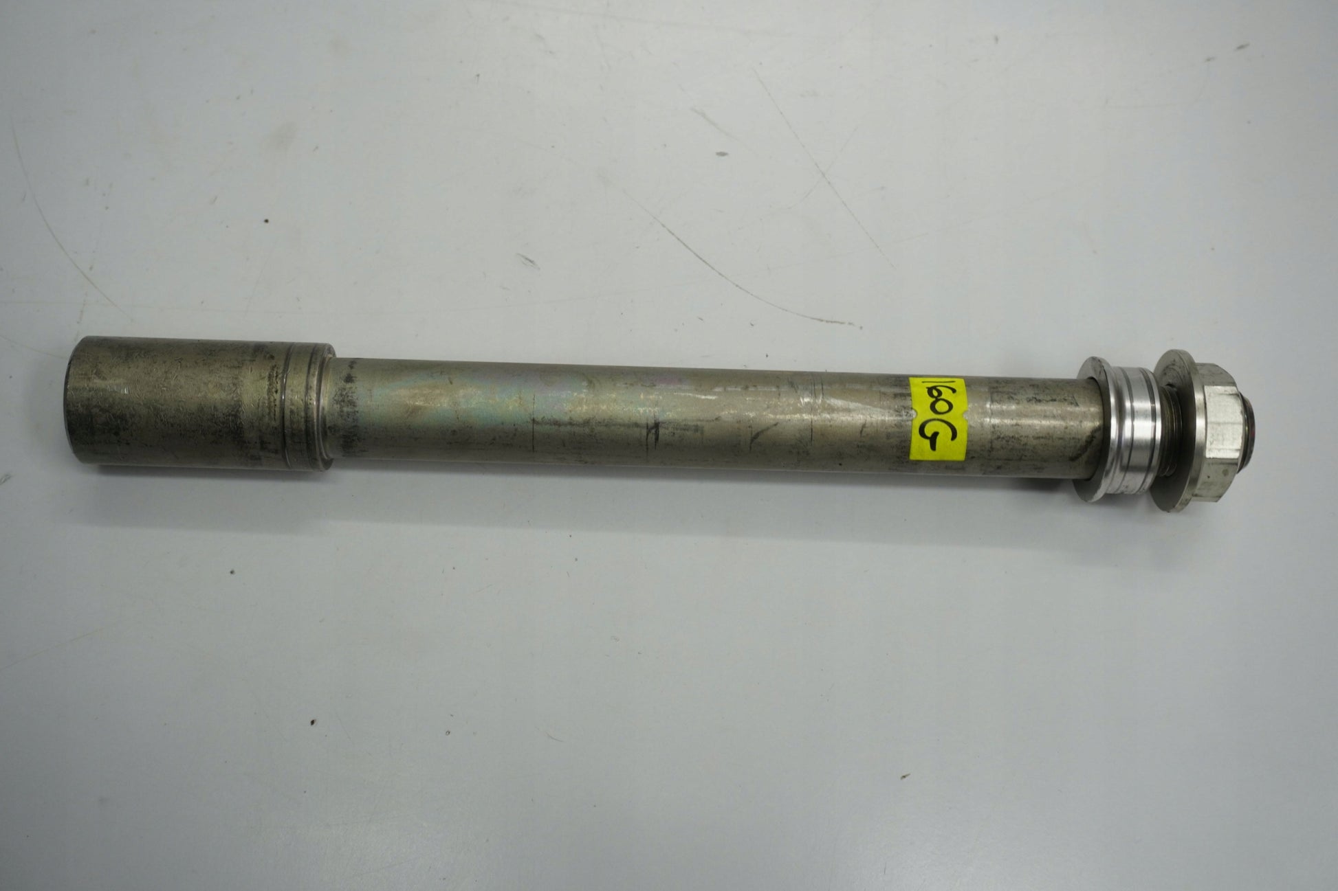 SUZUKI GSX-S 750 17-23 Vorderachse Achse vorne Radachse front axle 3