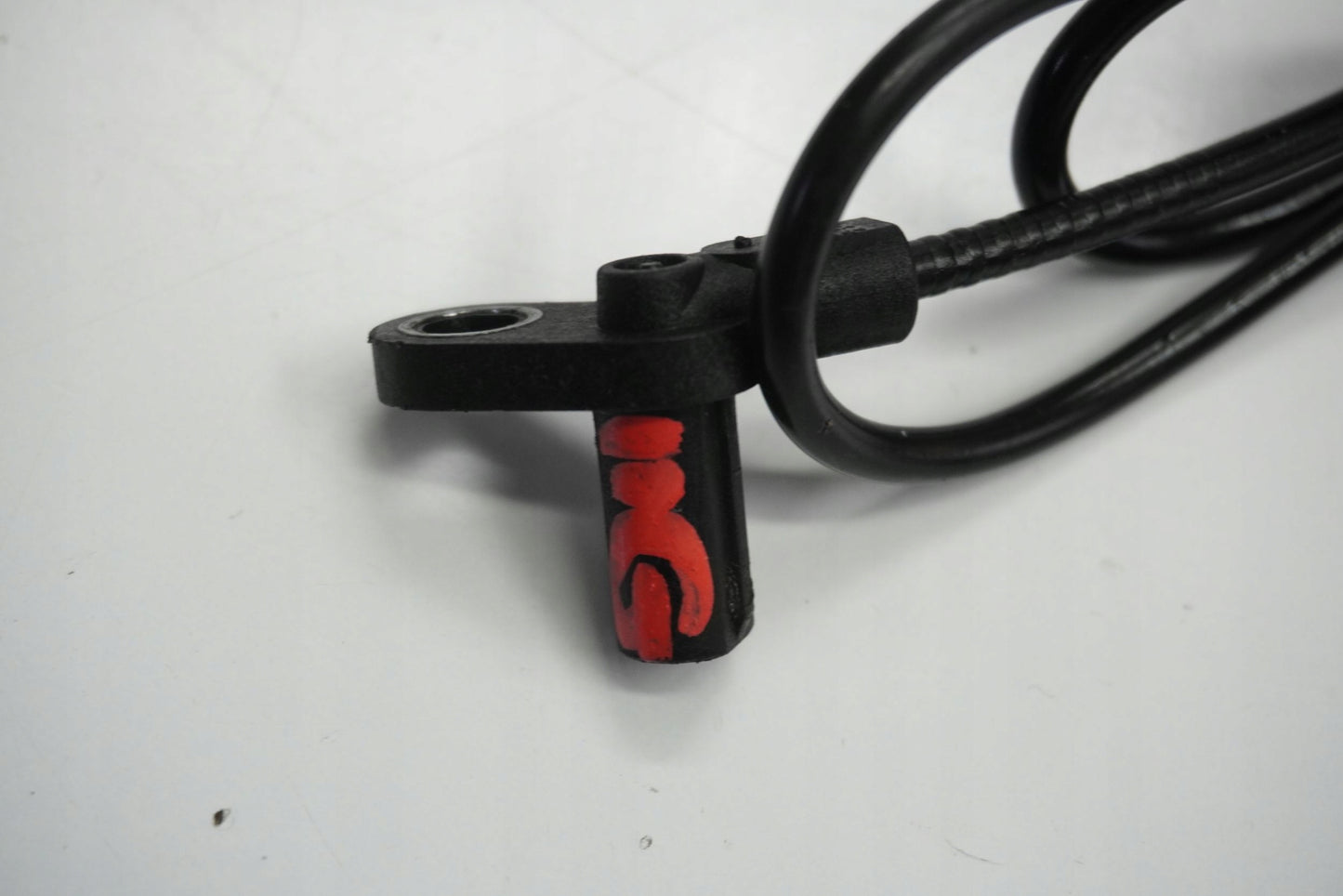 SUZUKI GSX-S 750 17-23 ABS Sensor hinten 4