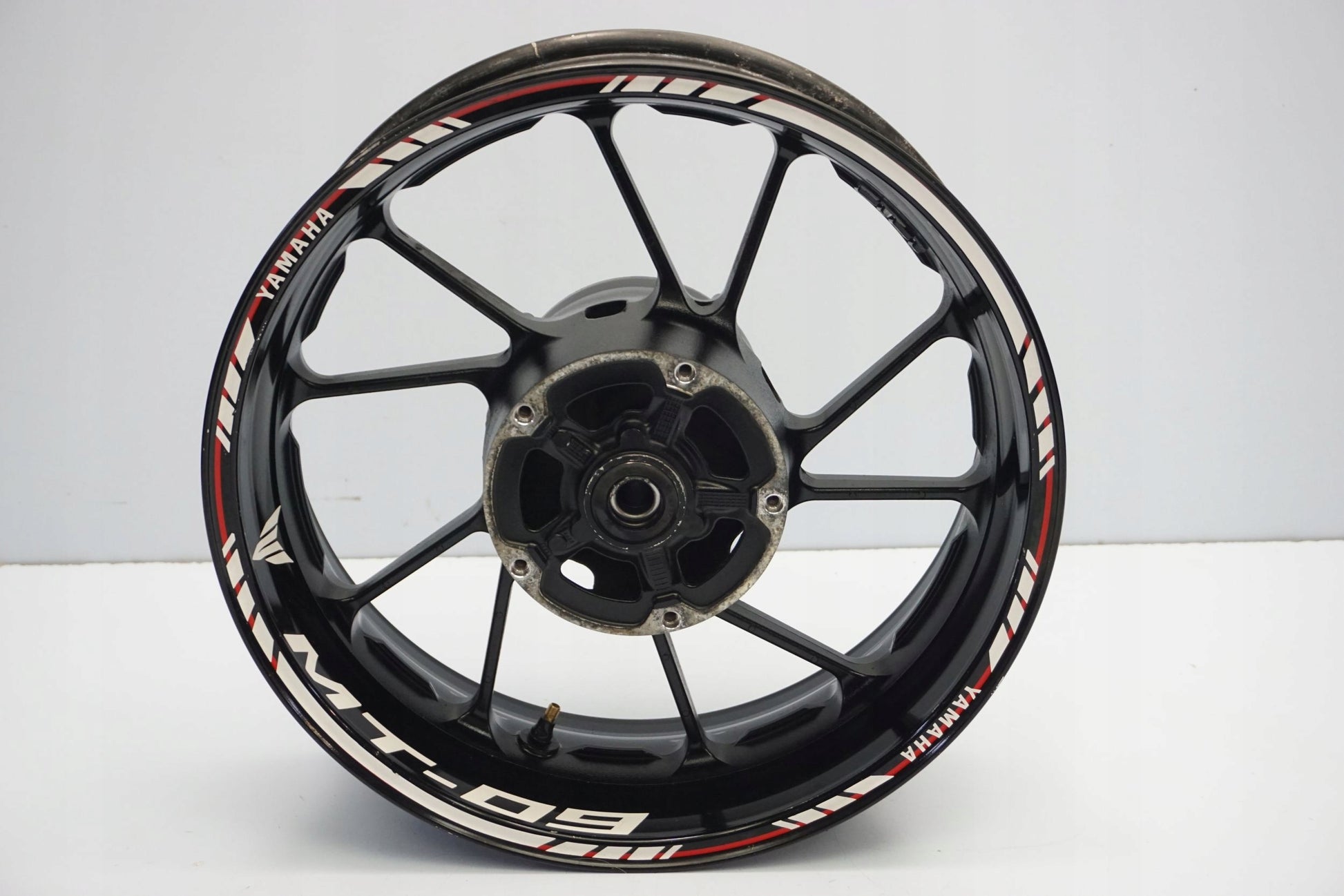 YAMAHA MT-09 13-16 Felge hinten Wheel Hinterrad 6