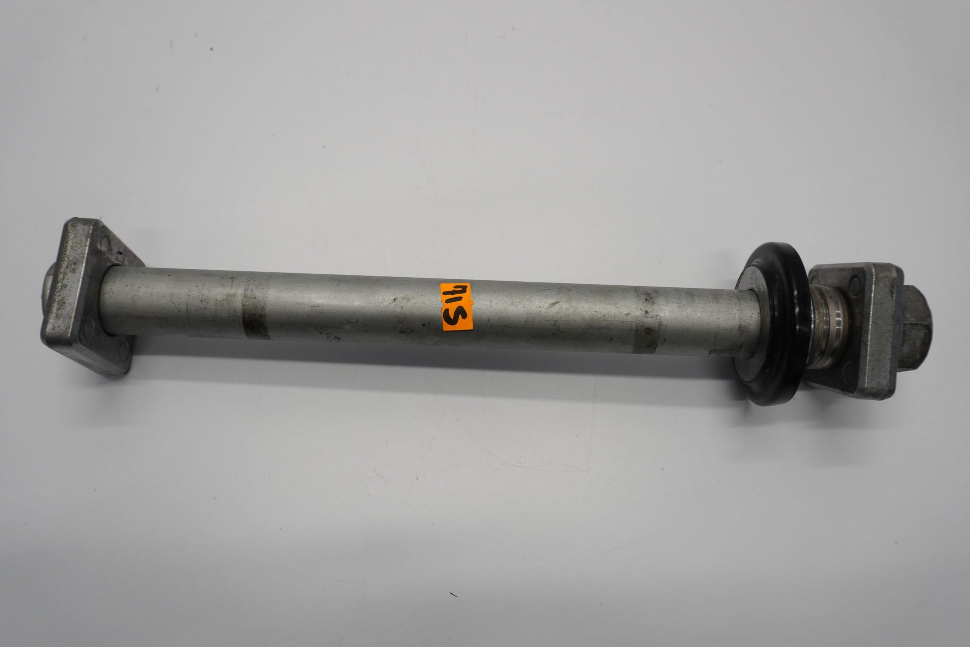 BMW S1000RR K67 21-23 Hinterachse Achse hinten Radachse rear axle 2