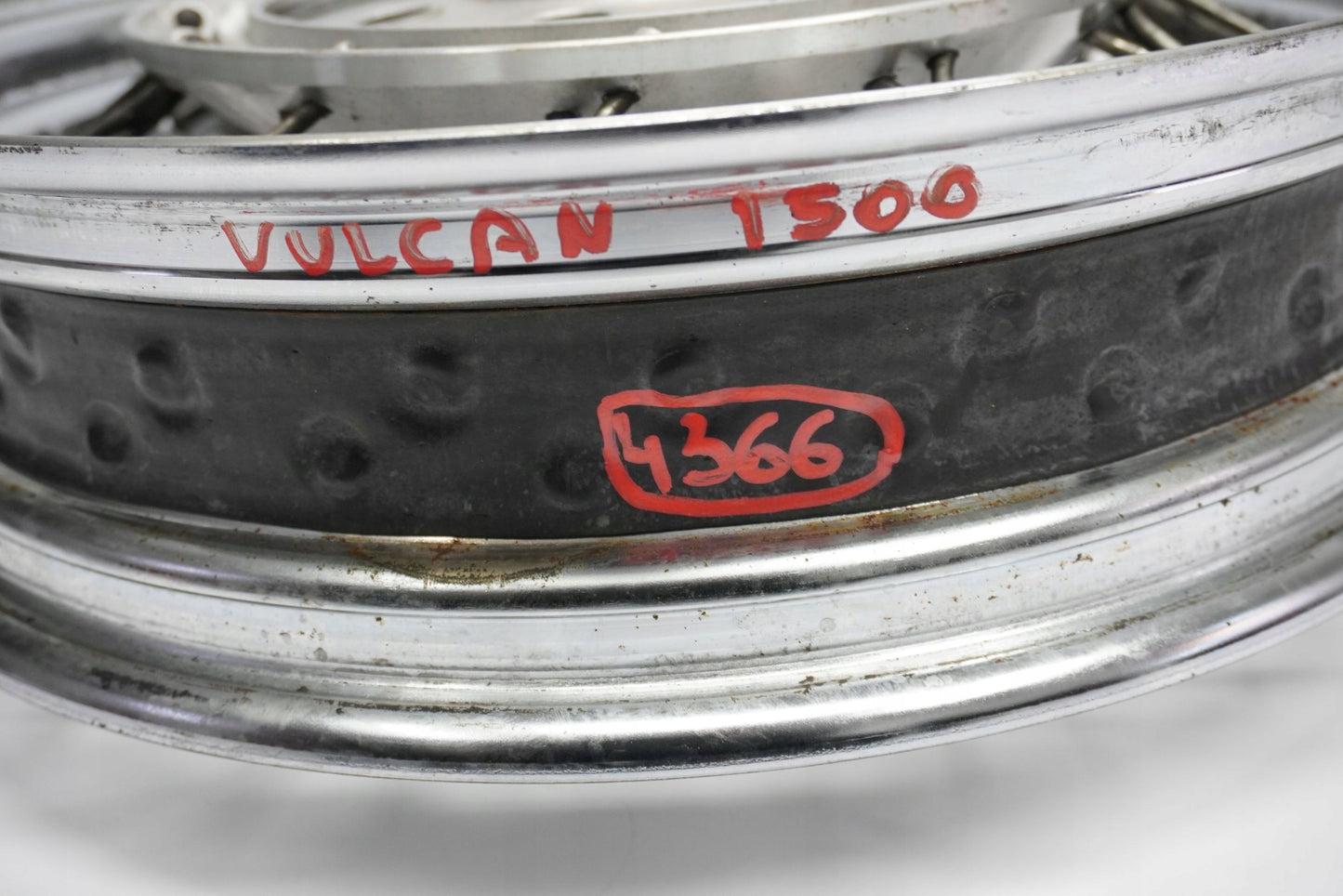 KAWASAKI VN 1500 VULCAN 96-08 Felge hinten Wheel Hinterrad. 16 5