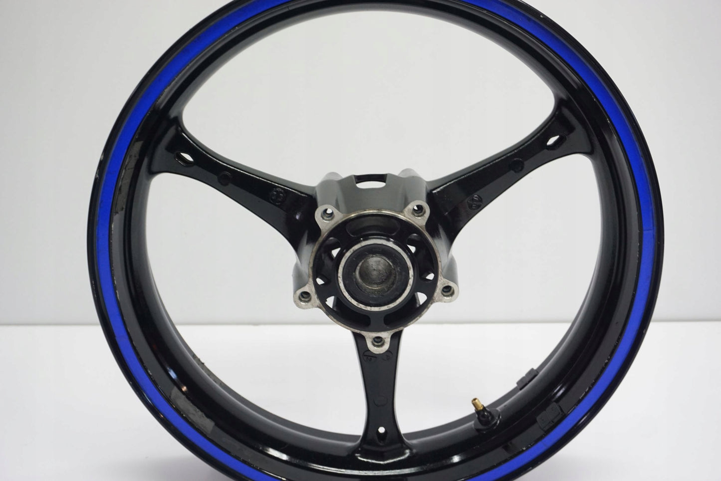 SUZUKI GSX-R 1000 K7-K8 Felge vorne Wheel Vorderrad 8