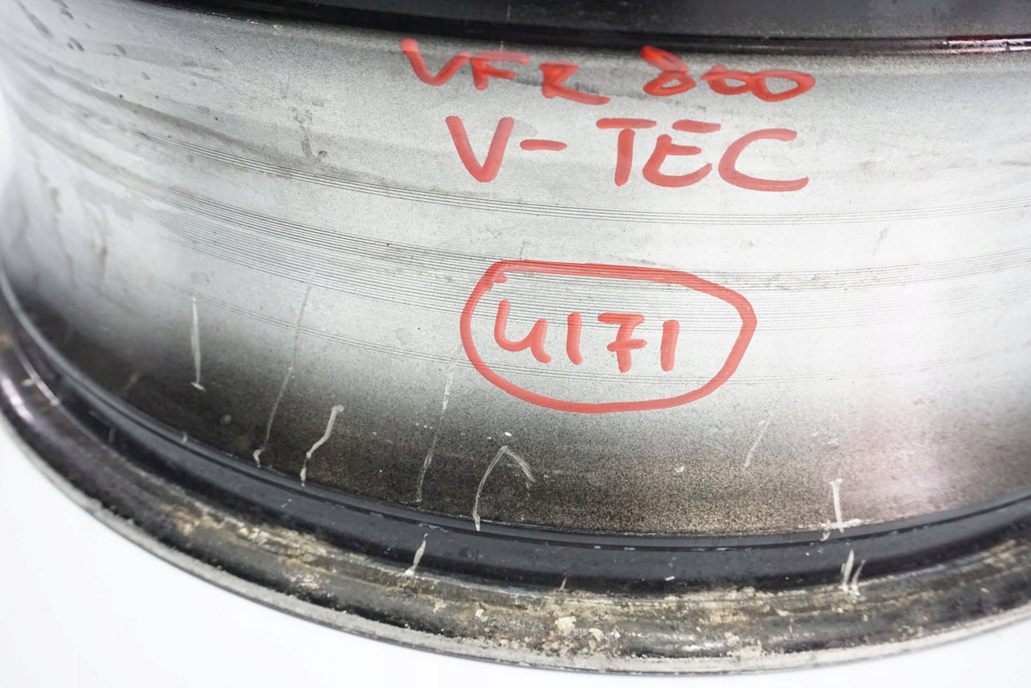 HONDA VFR 800 V-TEC 02-12 Felge hinten Wheel Hinterrad 7