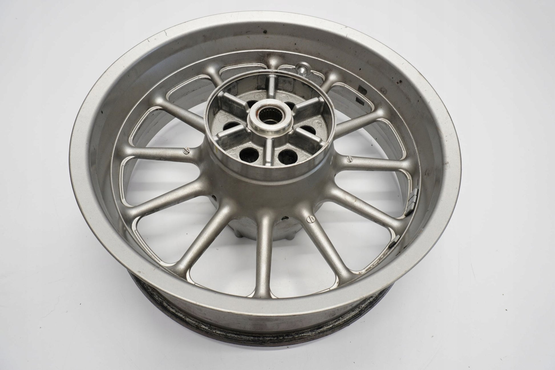 YAMAHA XV 1900 A MIDNIGHT STAR 06-13 Felge hinten Wheel Hinterrad 10