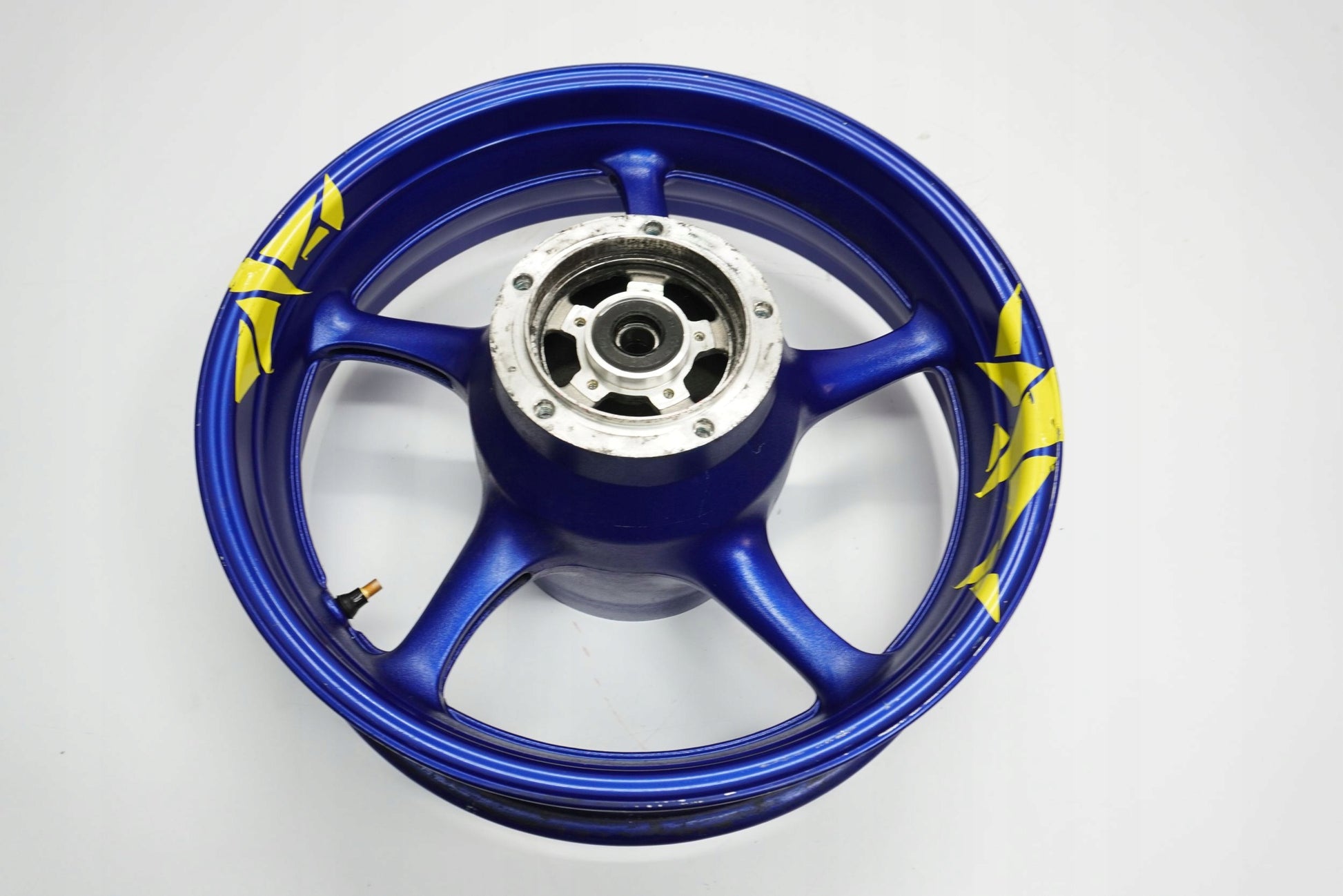 YAMAHA XJ6 N 09-16 Felge hinten Wheel Hinterrad 2