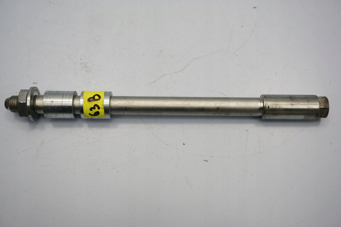 HONDA CB 125 R JC91 21- Vorderachse Achse vorne Radachse front axle