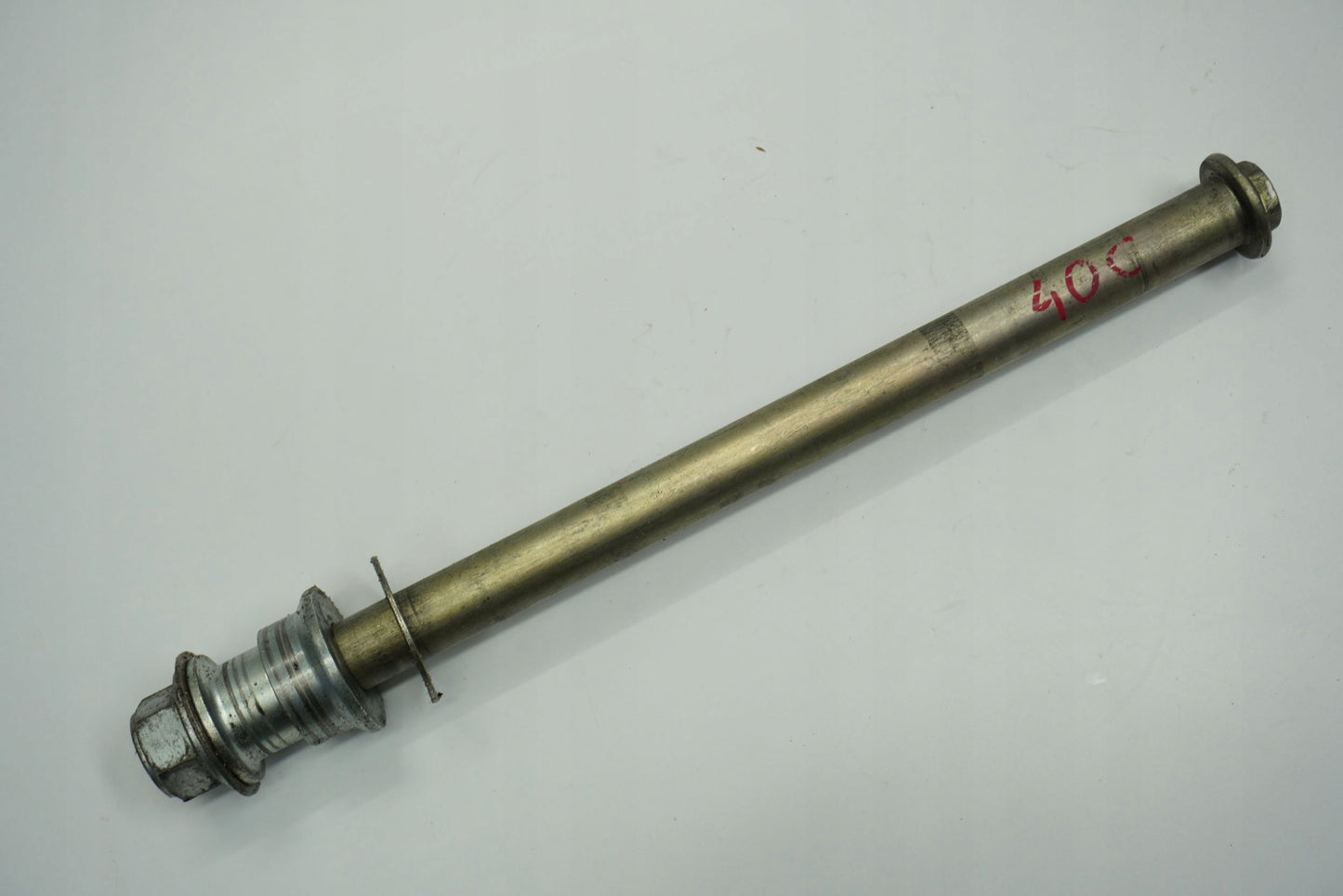 SUZUKI SFV 650 GLADIUS 09-16 Hinterachse Achse hinten Radachse rear axle 6