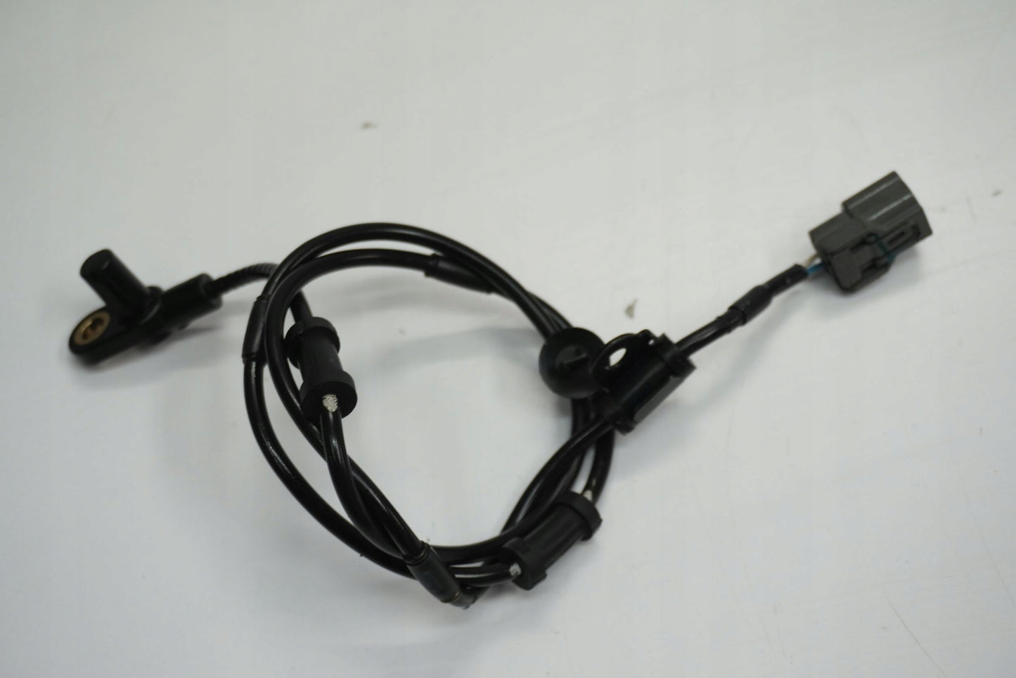 HONDA CB 125 R JC79 18-20 ABS Sensor vorne 6