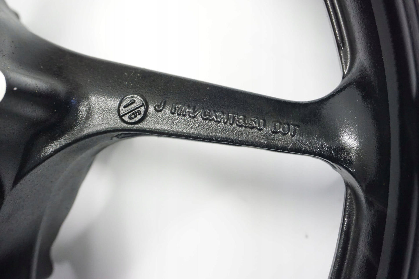 YAMAHA MT-10 16-21 Felge vorne Wheel Vorderrad 5