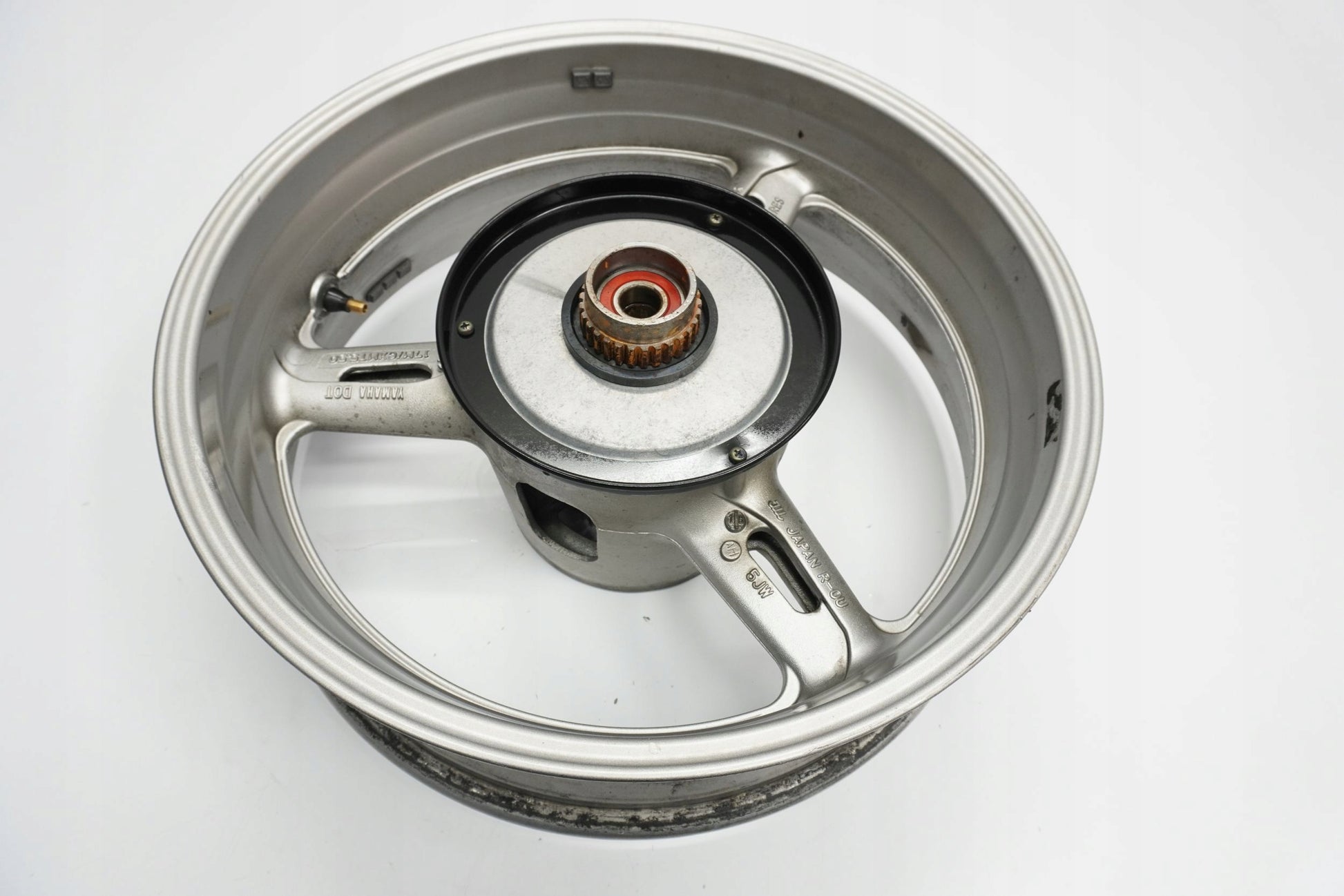 YAMAHA FJR 1300 01-05 Felge hinten Wheel Hinterrad 3