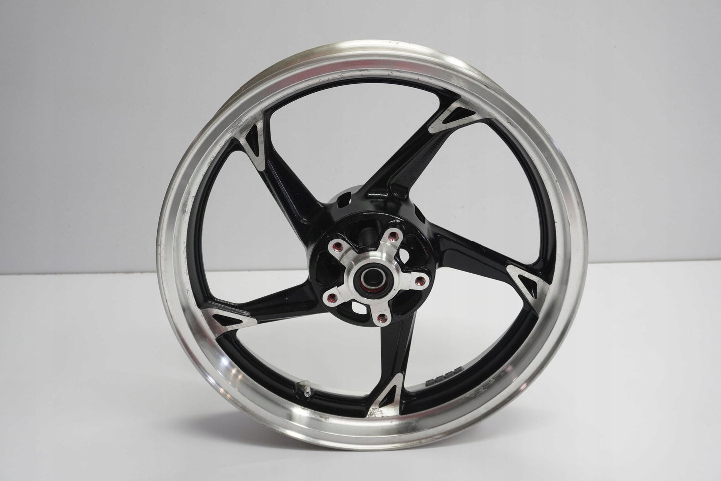 KAWASAKI Z1000 10-13 Felge vorne Wheel Vorderrad 9