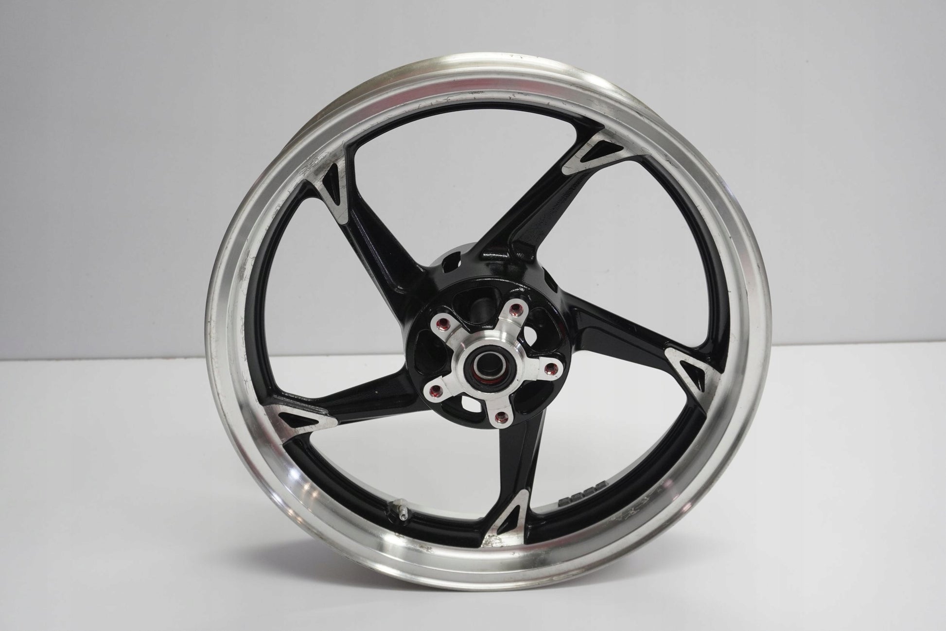 KAWASAKI Z1000 10-13 Felge vorne Wheel Vorderrad 9