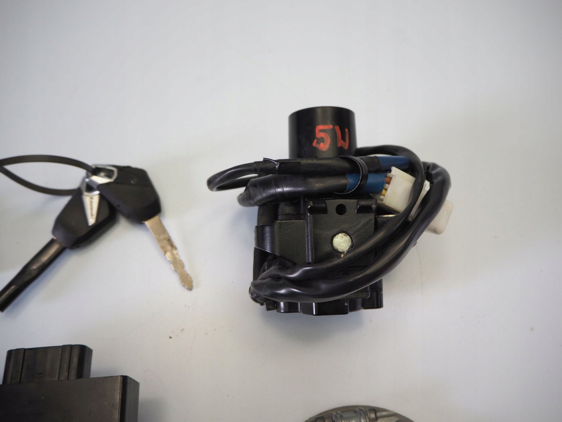 KAWASAKI Z1000 14-19 Schlosssatz Zündschloss Lock Set 8