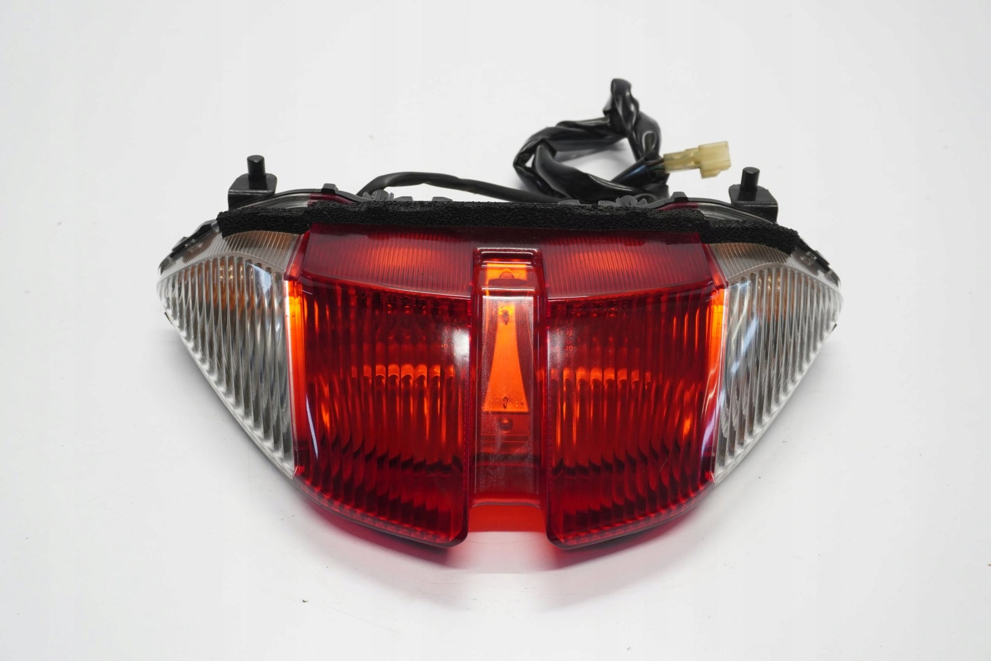 YAMAHA FJR 1300 06-12 Rücklicht 2