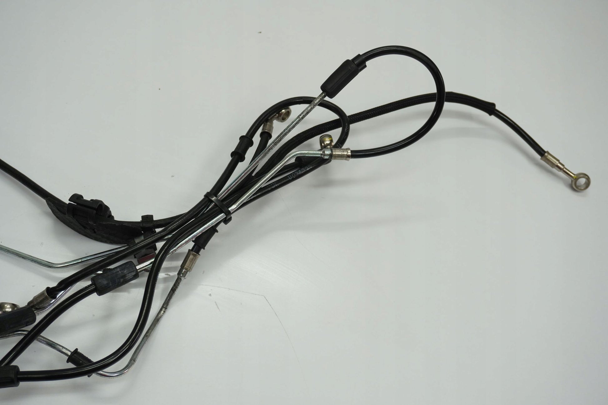 DUCATI STREETFIGHTER V2 ABS Pumpe Druckmodulator 4