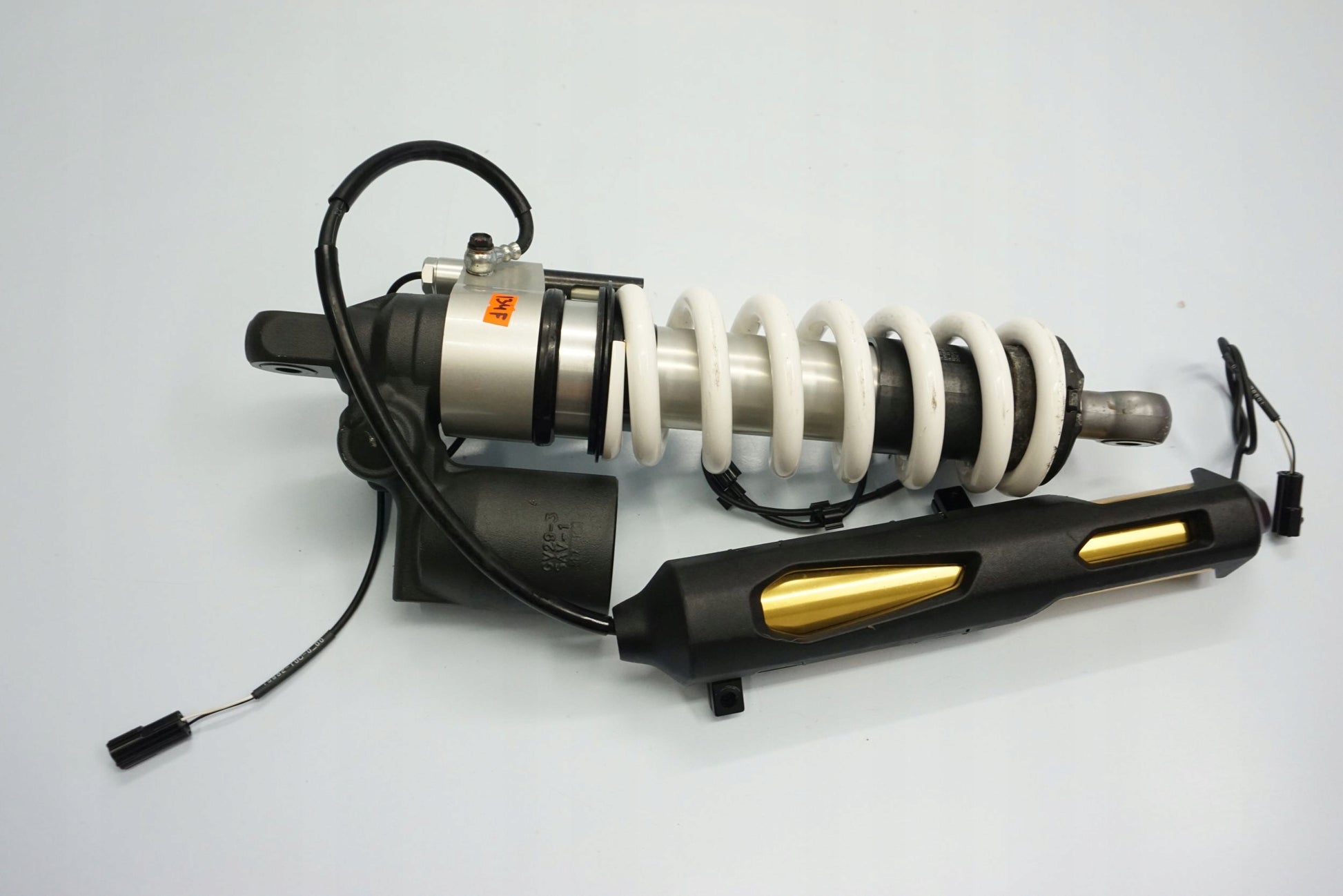 TRIUMPH TIGER 1200 RALLY EXPLORER 22- Stoßdämpfer Federbein shock absorber 5