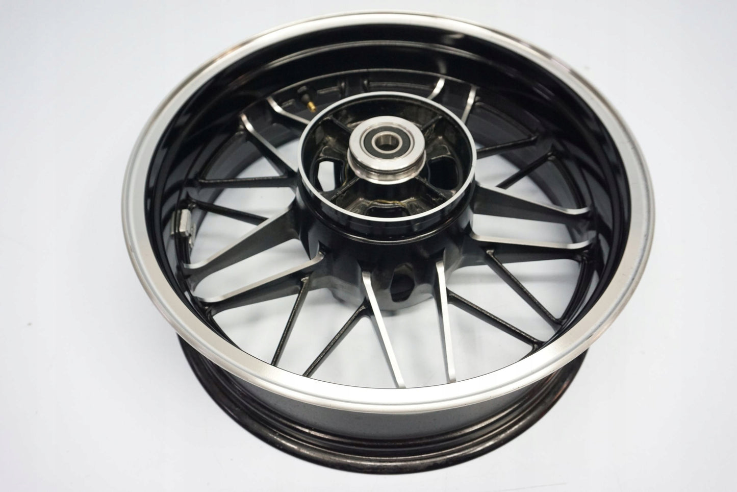 KAWASAKI Z 900 RS CAFE 18-22 Felge hinten Wheel Hinterrad 6