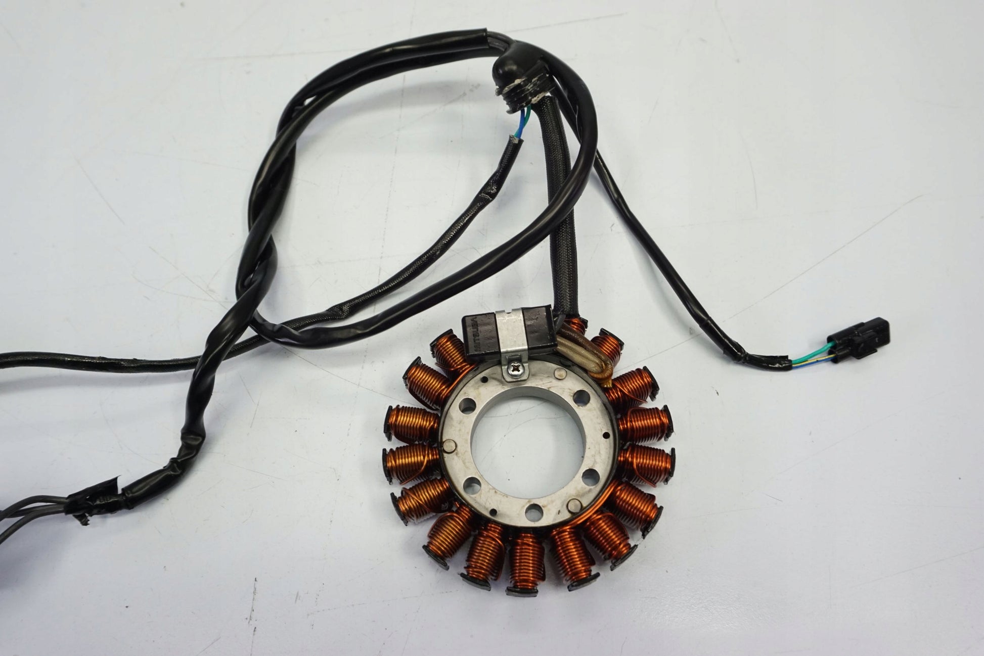 TRIUMPH TIGER 900 RALLY PRO 20- Lichtmaschine Stator Generator Lima Alternator 8