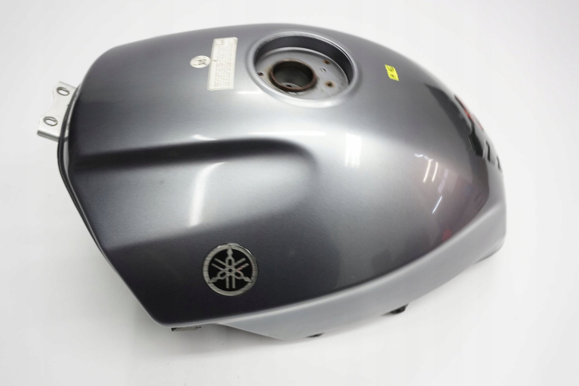 YAMAHA FJR 1300 01-05 Kraftstofftank Benzintank Fuel Tank 11