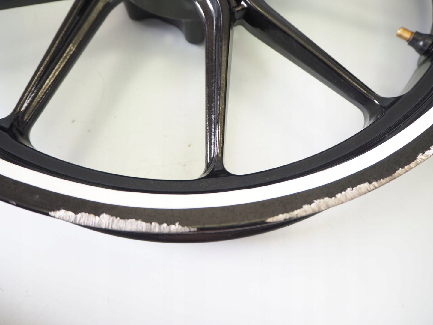 KTM 125 DUKE 17- Felge vorne Wheel Vorderrad 11