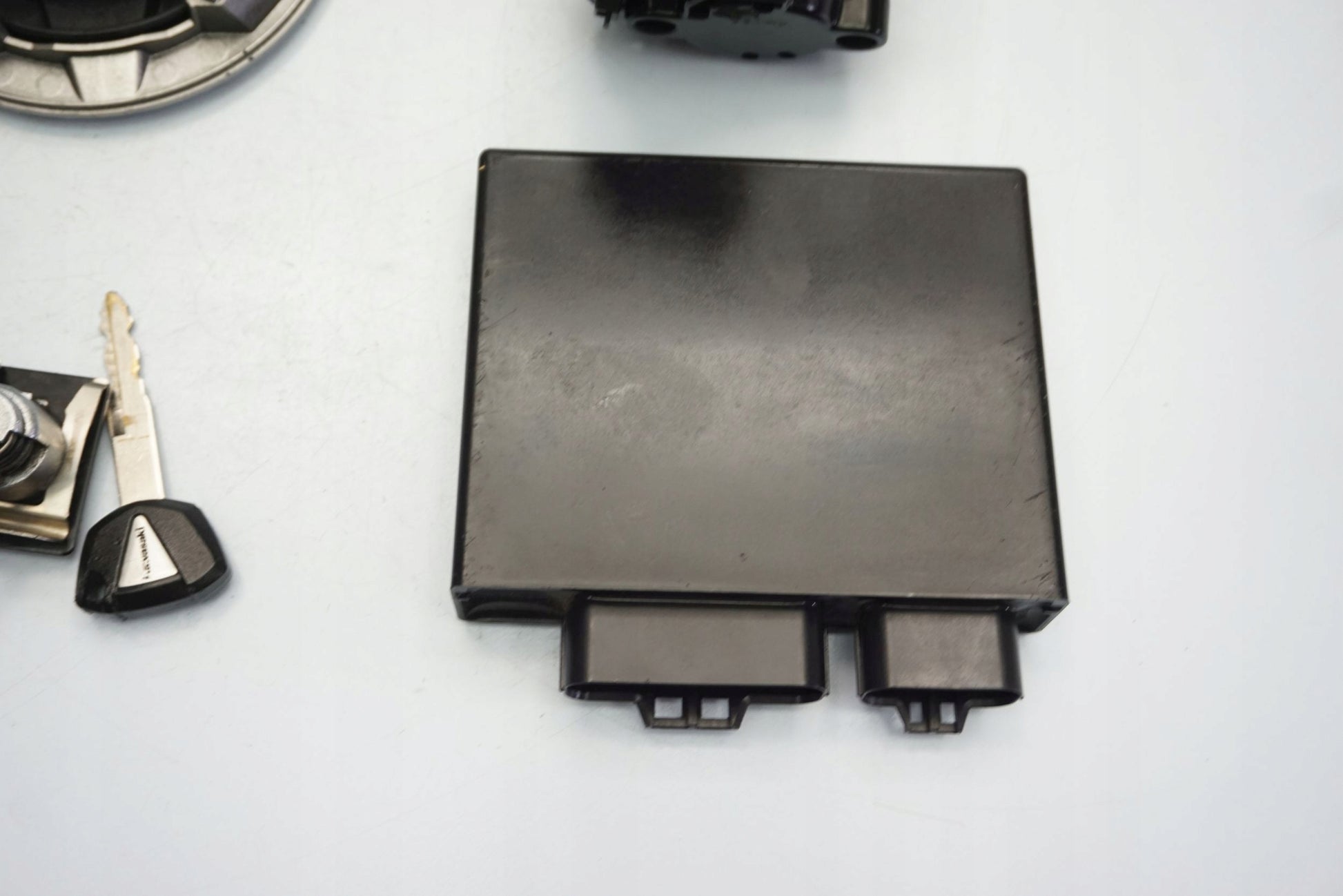 KAWASAKI Z 650 17-19 Schlosssatz Zündschloss Lock Set 10