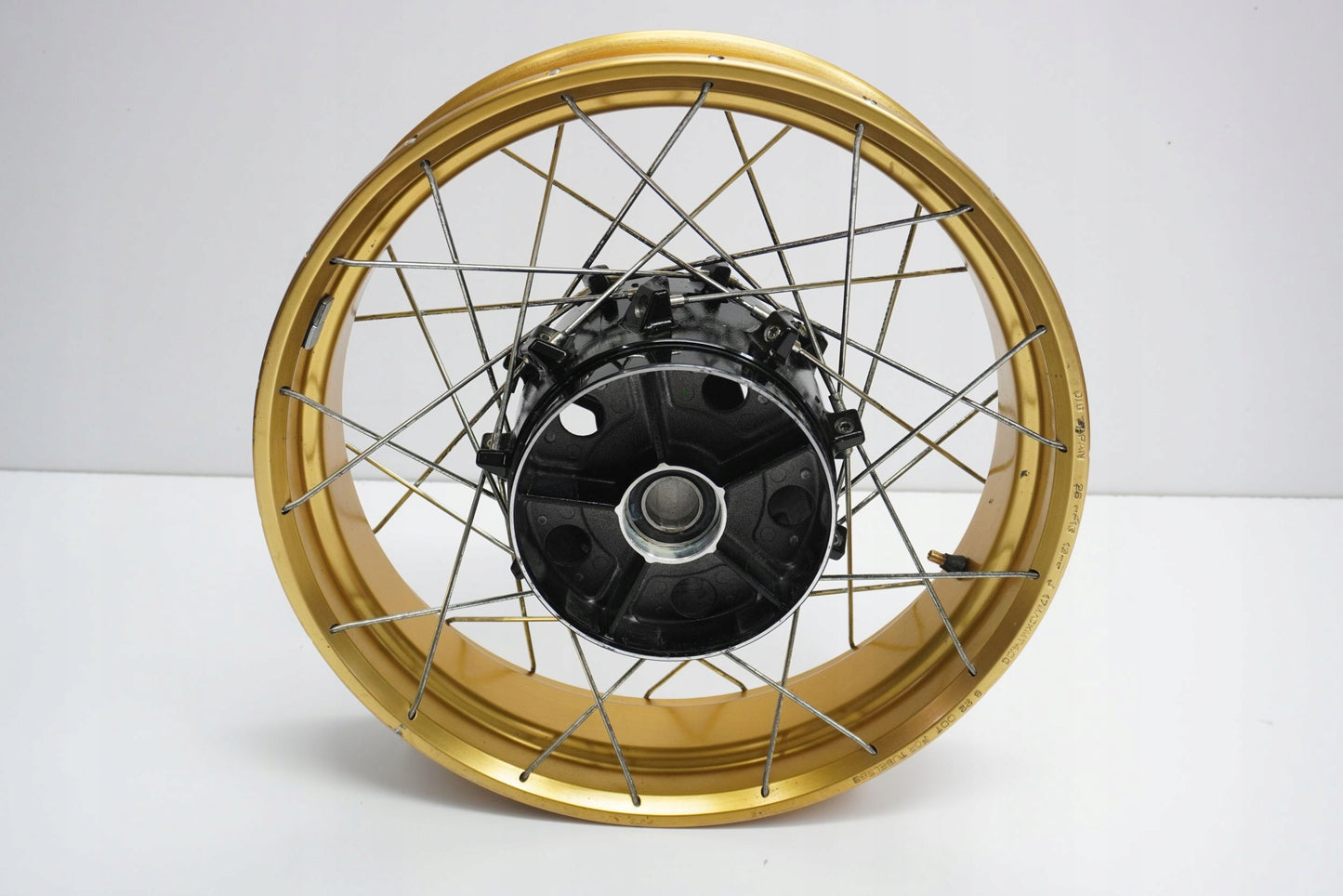 SUZUKI DL 1050 V-STROM 20- Felge hinten Wheel Hinterrad 7