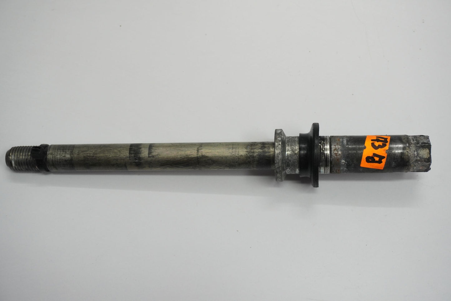 YAMAHA WR 125 R 09-14 Vorderachse Achse vorne Radachse front axle 2