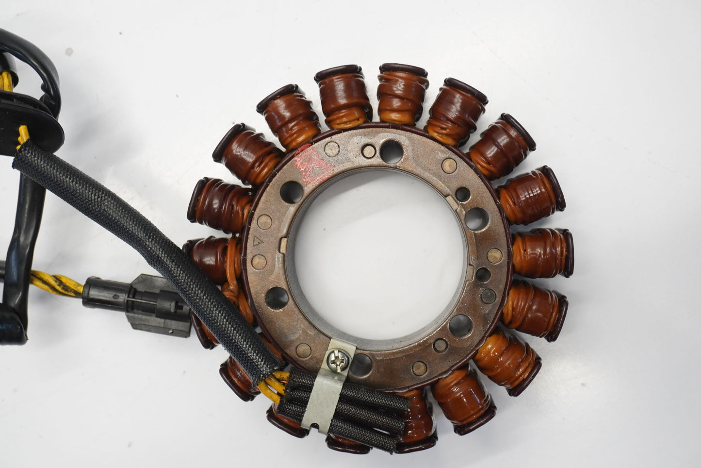 BMW F 700 GS 12-17 Lichtmaschine Stator Generator Lima Alternator 7