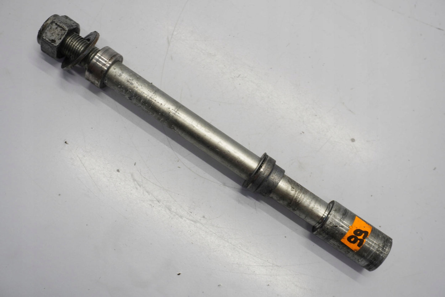 BMW F 700 GS 12-17 Vorderachse Achse vorne Radachse front axle 5