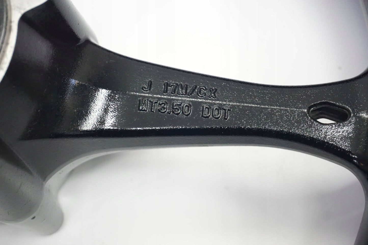 SUZUKI GSX-R 1000 K7-K8 Felge vorne Wheel Vorderrad 2