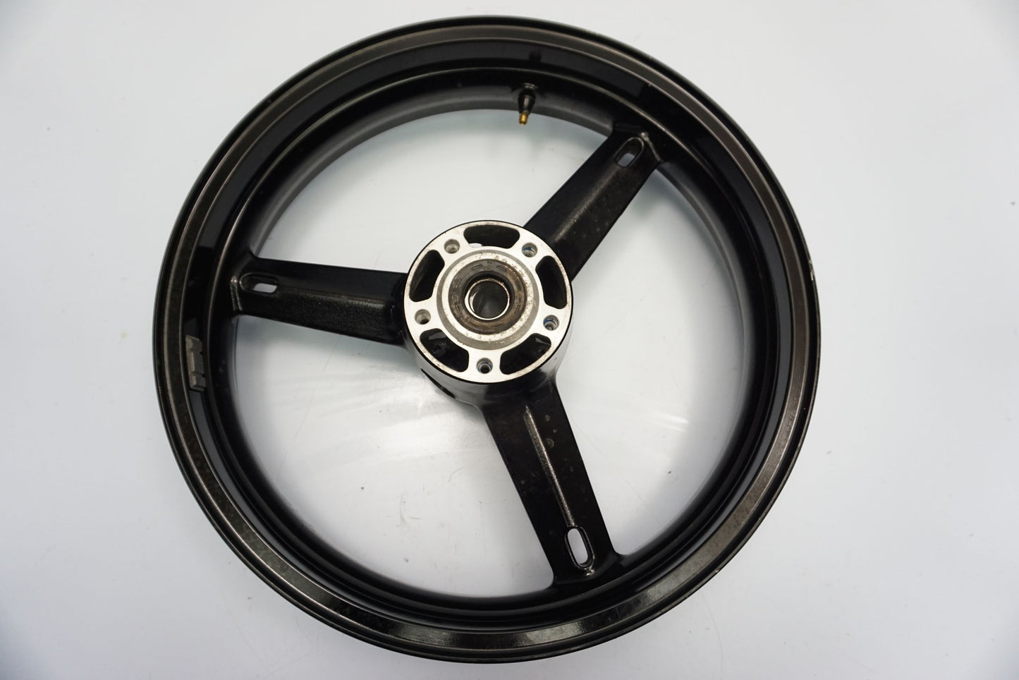 SUZUKI GSX-R 1000 K3-K4 Felge vorne Wheel Vorderrad