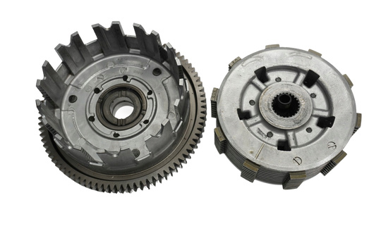 TRIUMPH STREET TRIPLE 675 07-12 Kupplung Kupplungskorb Clutch 1