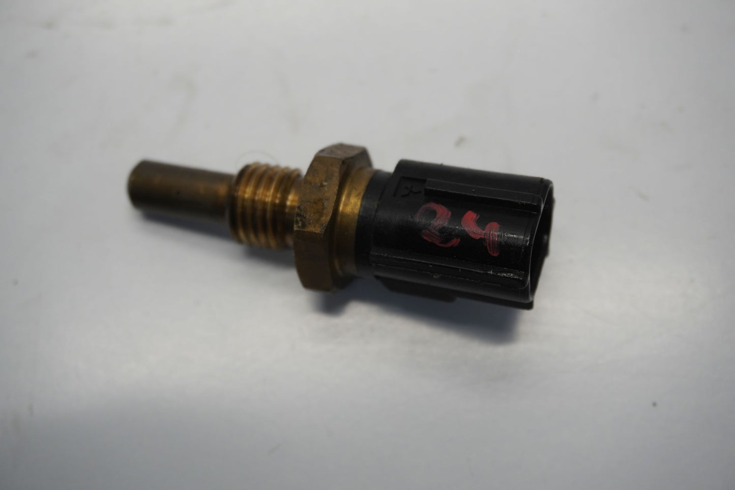 YAMAHA FZ6 FAZER 600 04-09 Temperatursensor Thermostat Temperature sensor 5