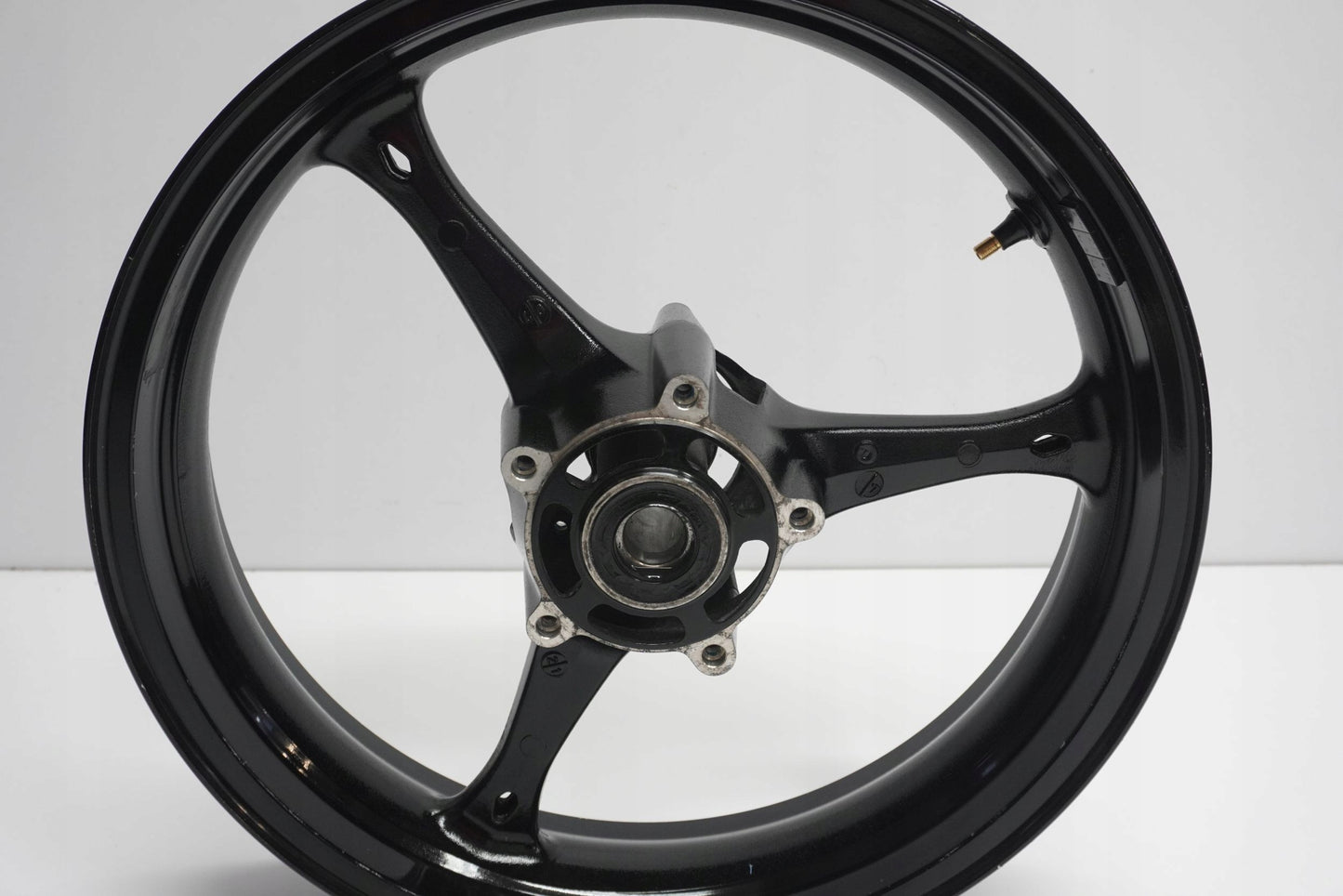 SUZUKI GSX-R 1000 K7-K8 Felge vorne Wheel Vorderrad 2