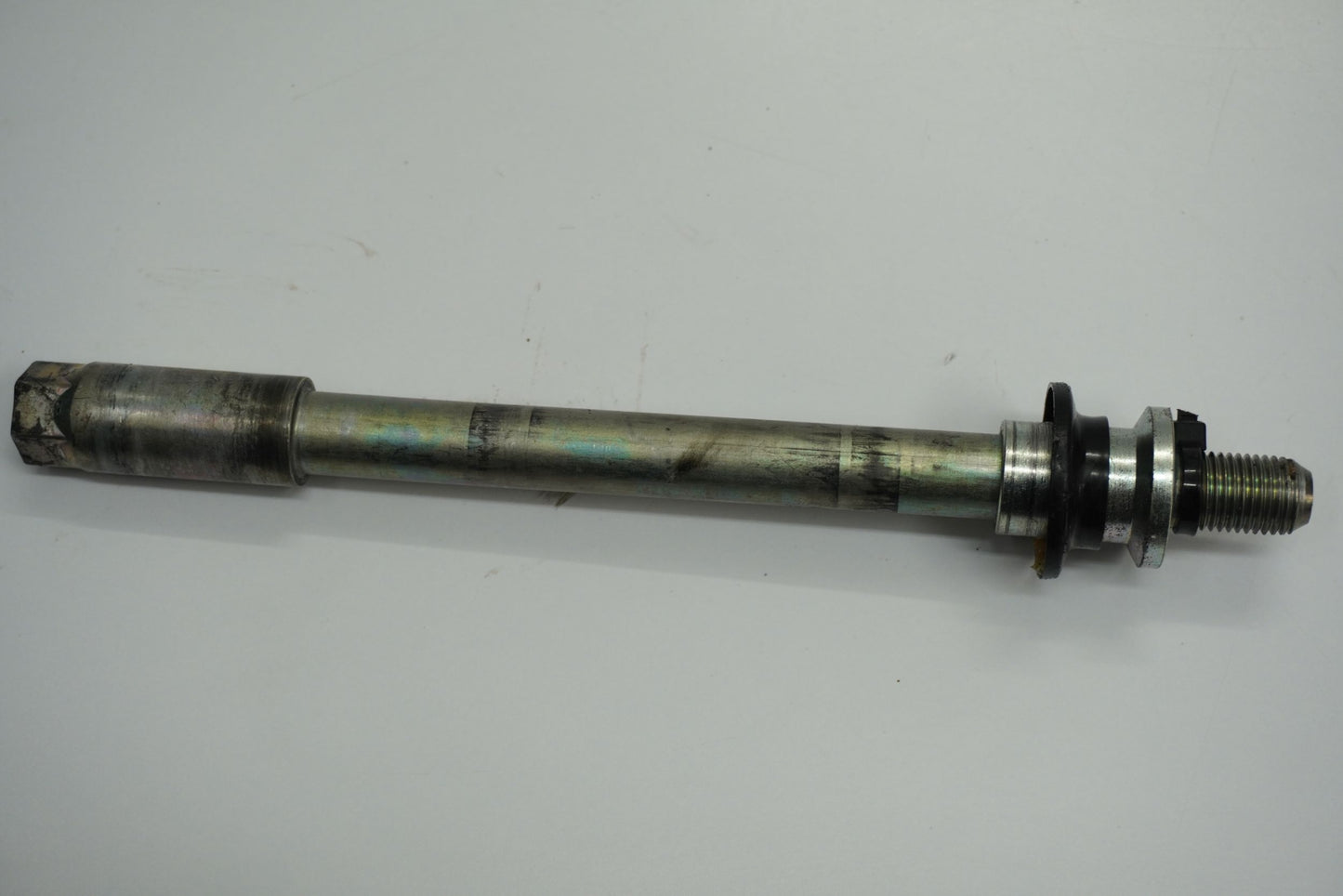 YAMAHA WR 125 R 09-14 Vorderachse Achse vorne Radachse front axle 2