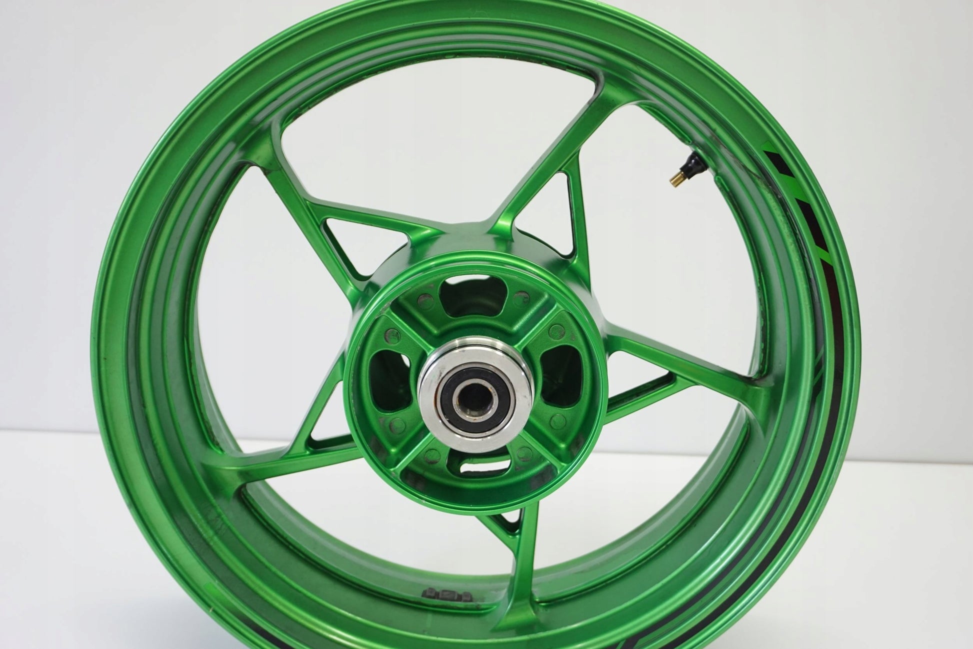 KAWASAKI Z-900 20- Felge hinten Wheel Hinterrad 8