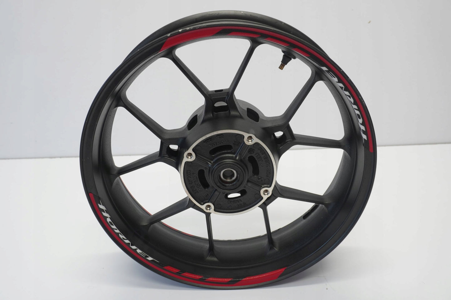 HONDA CB 750 HORNET 23- Felge hinten Wheel Hinterrad 7