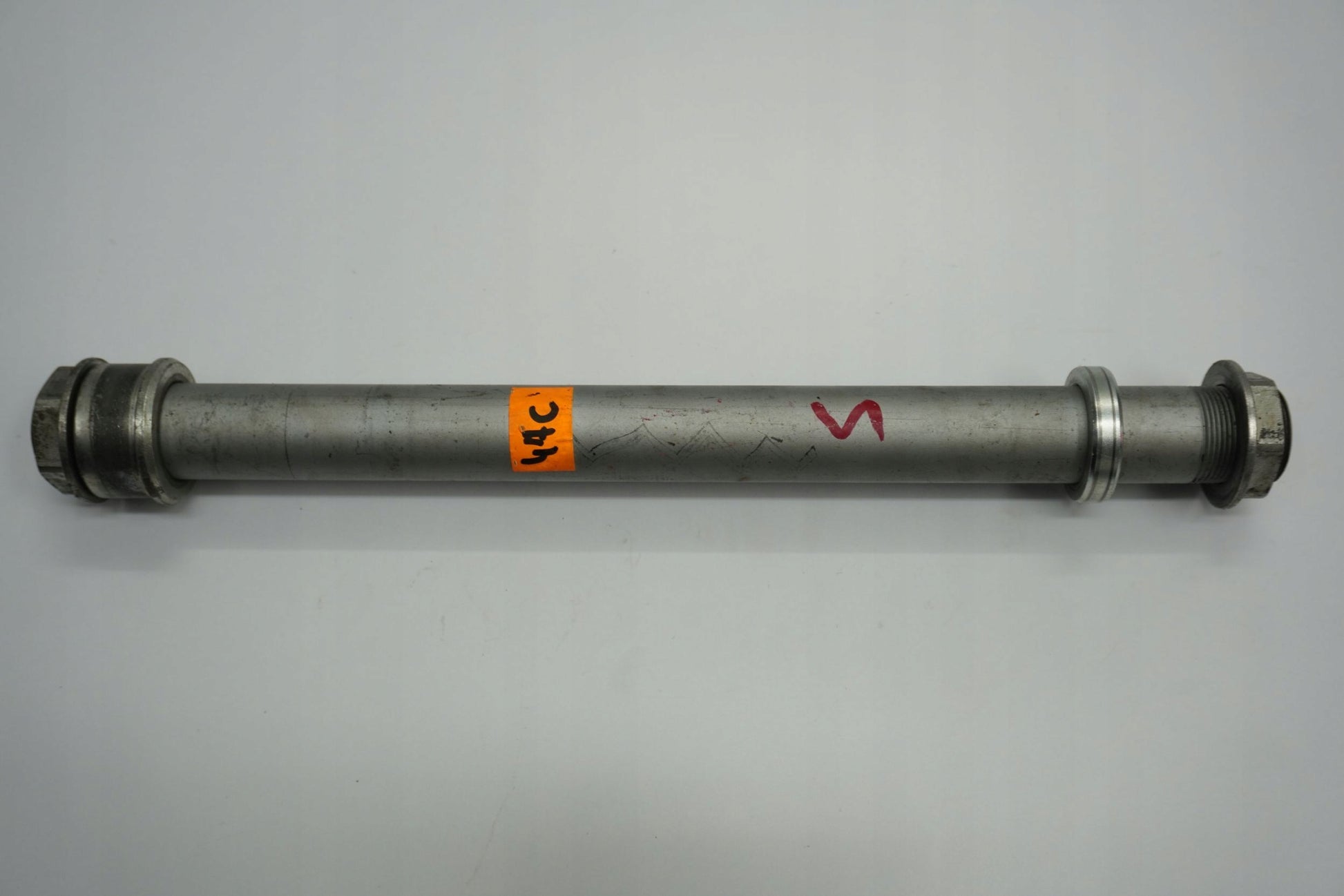 DUCATI MONSTER 797 17- Hinterachse Achse hinten Radachse rear axle 3