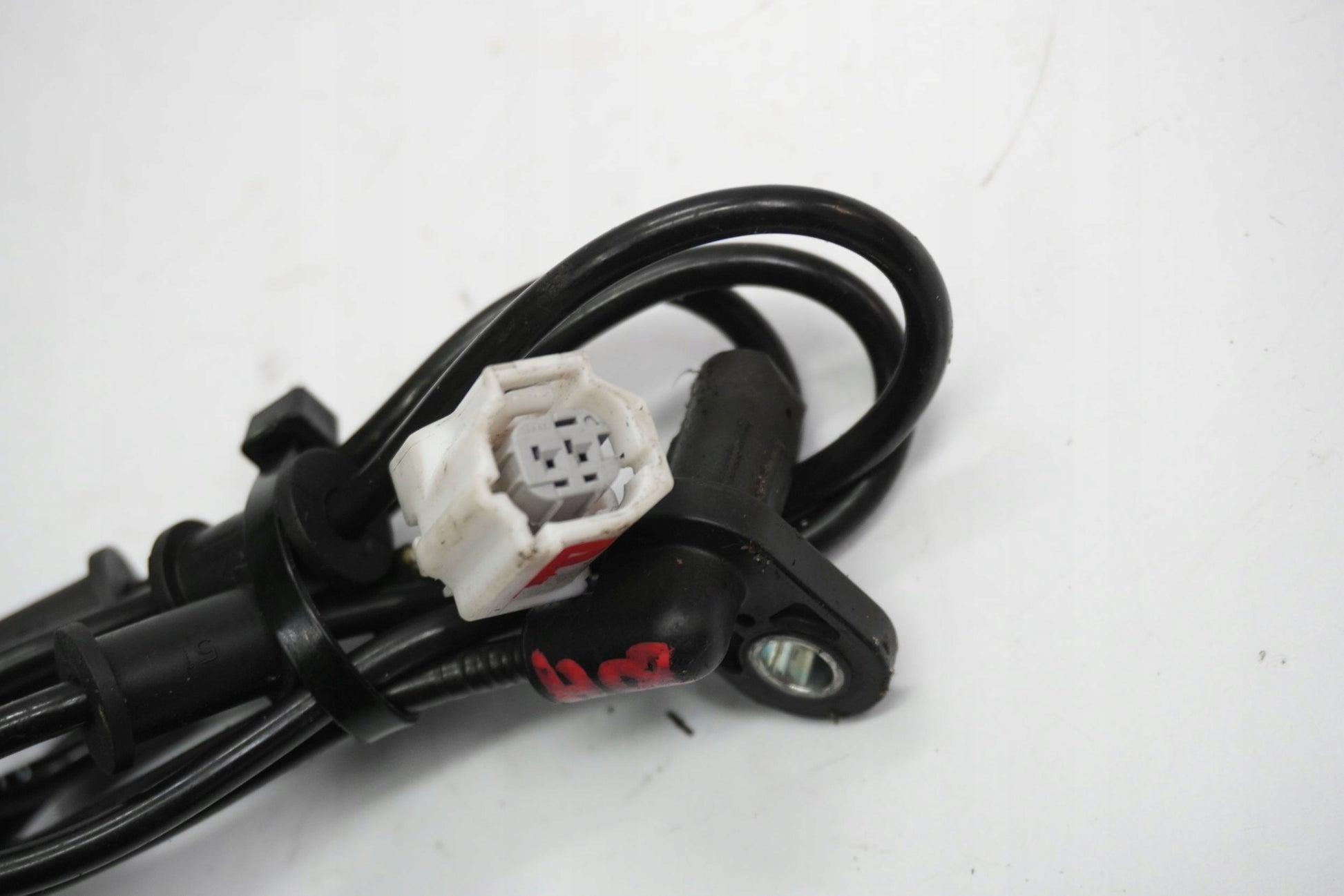 YAMAHA X-MAX 300 17- ABS Sensor vorne 2