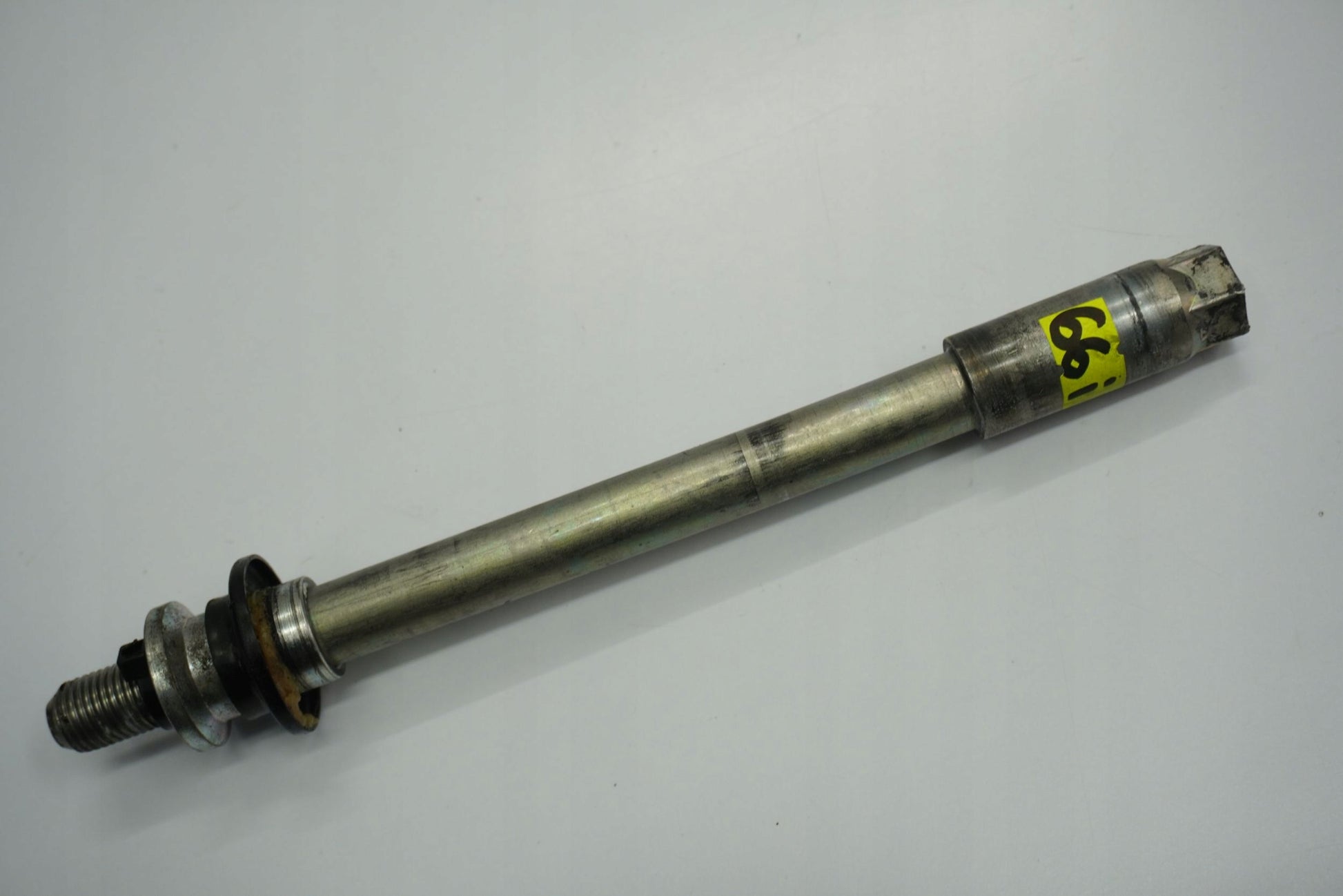 YAMAHA WR 125 R 09-14 Vorderachse Achse vorne Radachse front axle 5