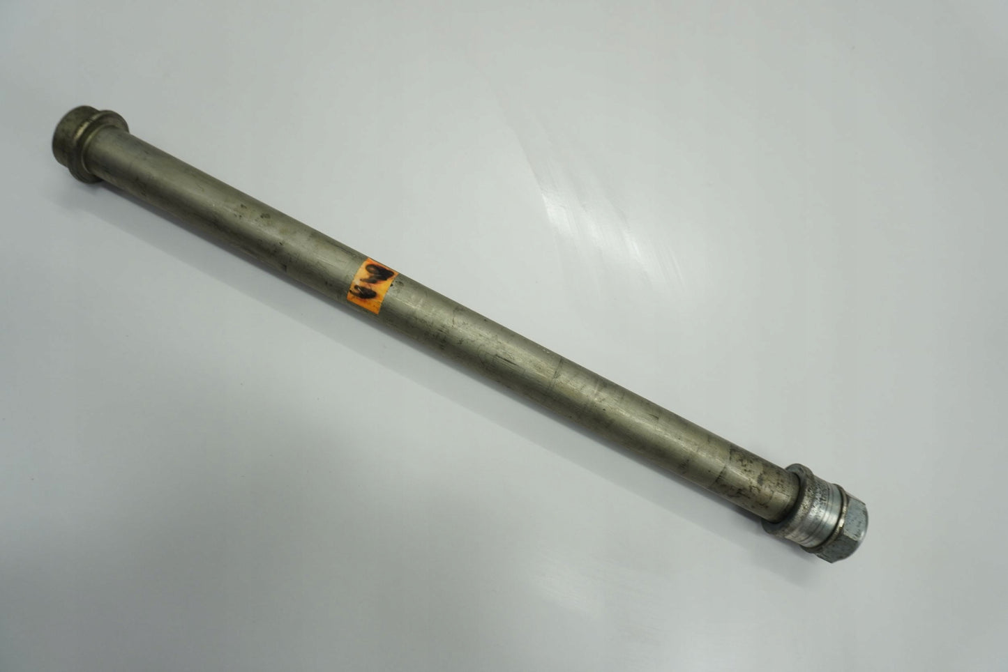 SUZUKI M 1800 R INTRUDER 06- Hinterachse Achse hinten Radachse rear axle 5